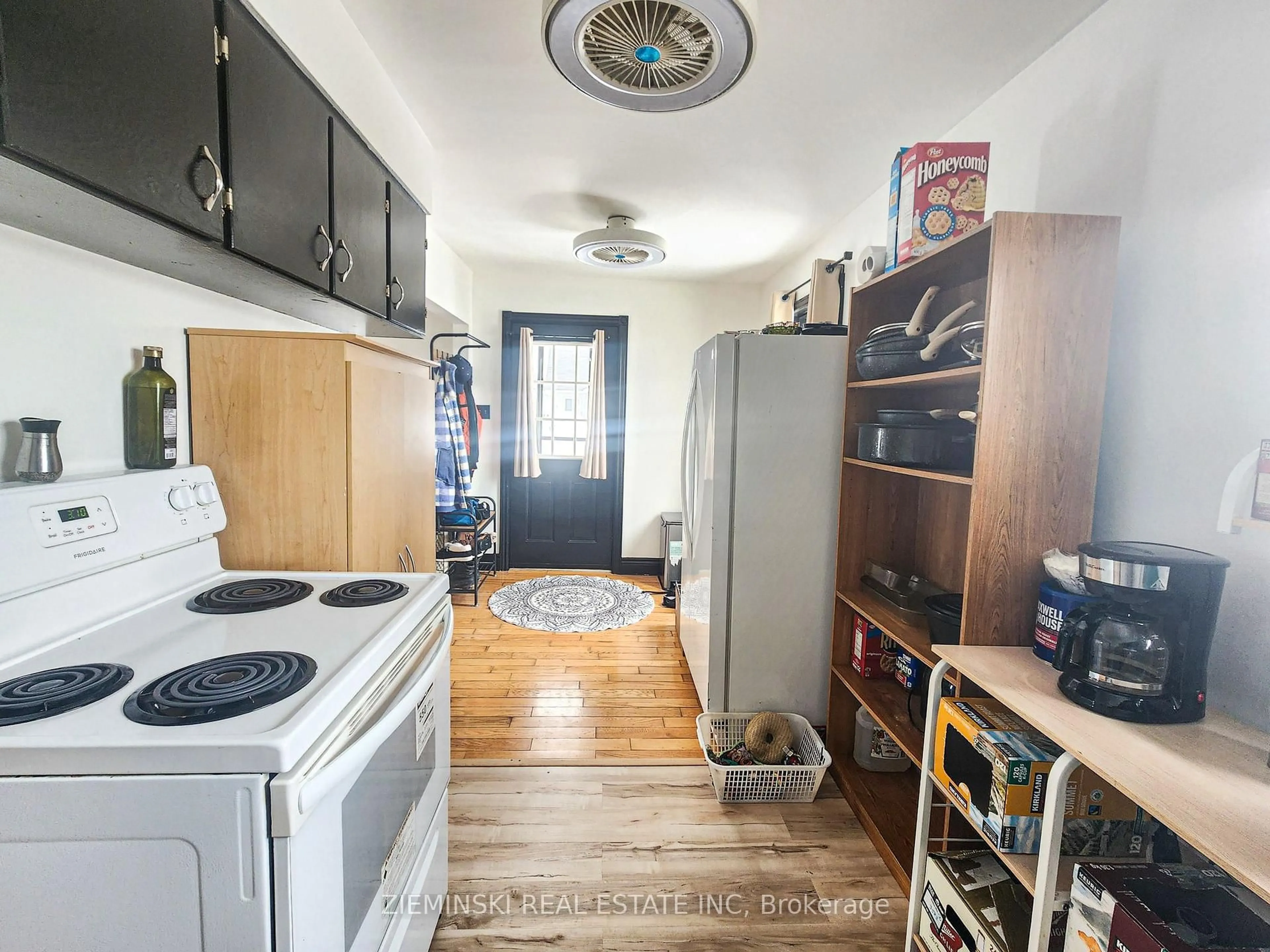 Standard kitchen, unknown for 1 Bowman Ave, Black River Matheson Ontario P0K 1N0