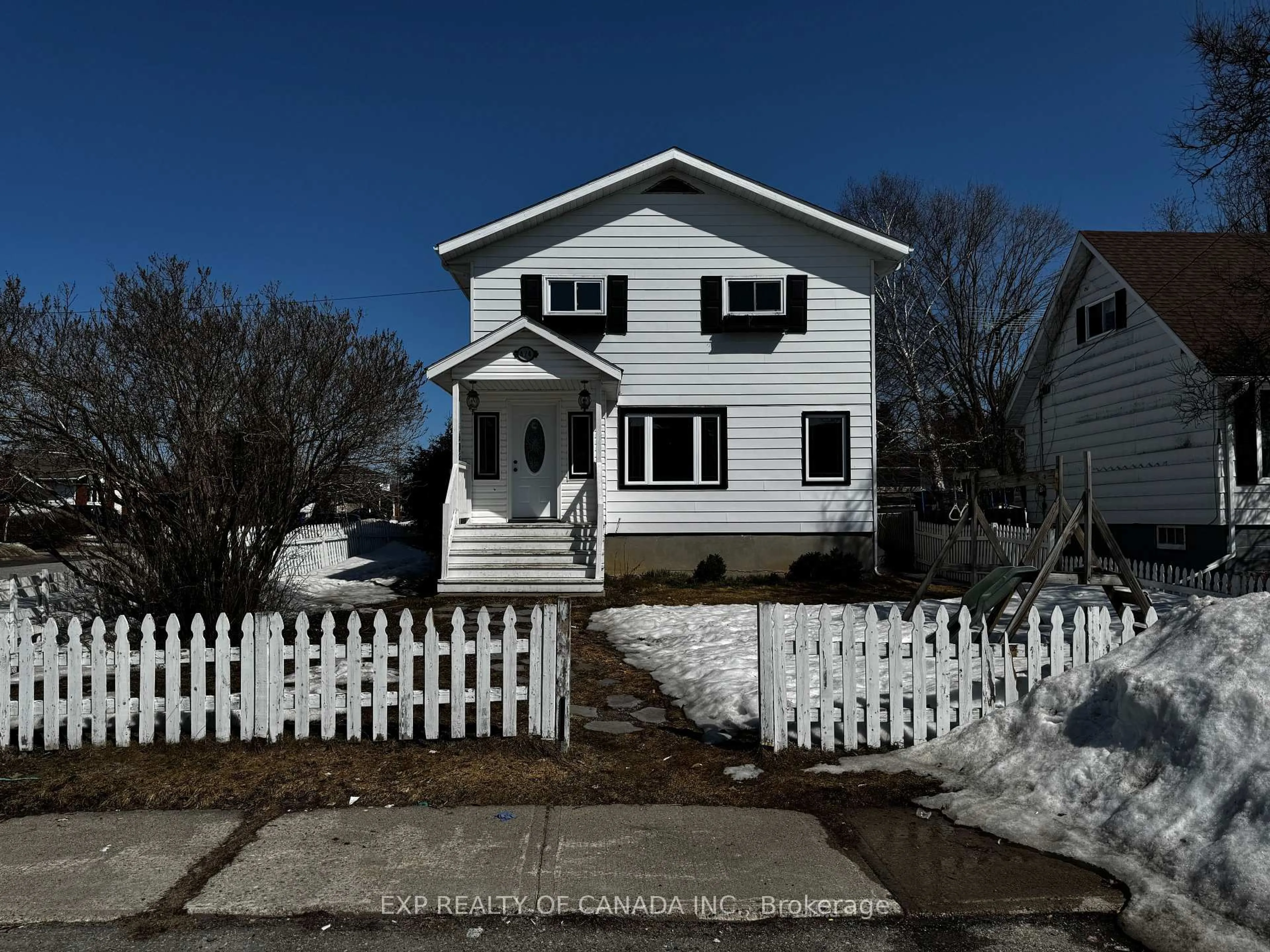 A pic from outside/outdoor area/front of a property/back of a property/a pic from drone, street for 474 Elm St, Timmins Ontario P4N 1X9