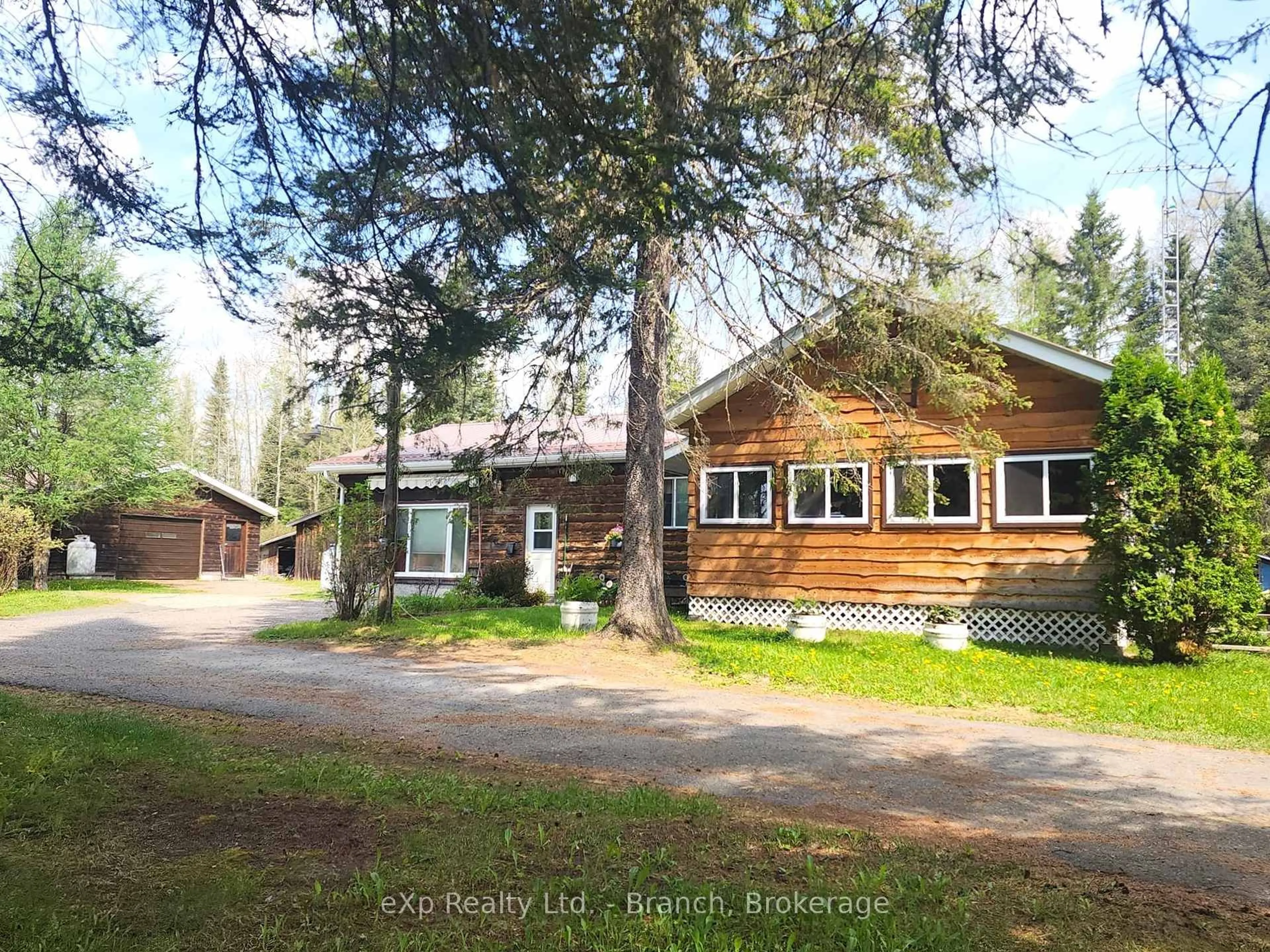 A pic from outside/outdoor area/front of a property/back of a property/a pic from drone, unknown for 40 EBY POTHOLE Rd, Kirkland Lake Ontario P0K 1T0
