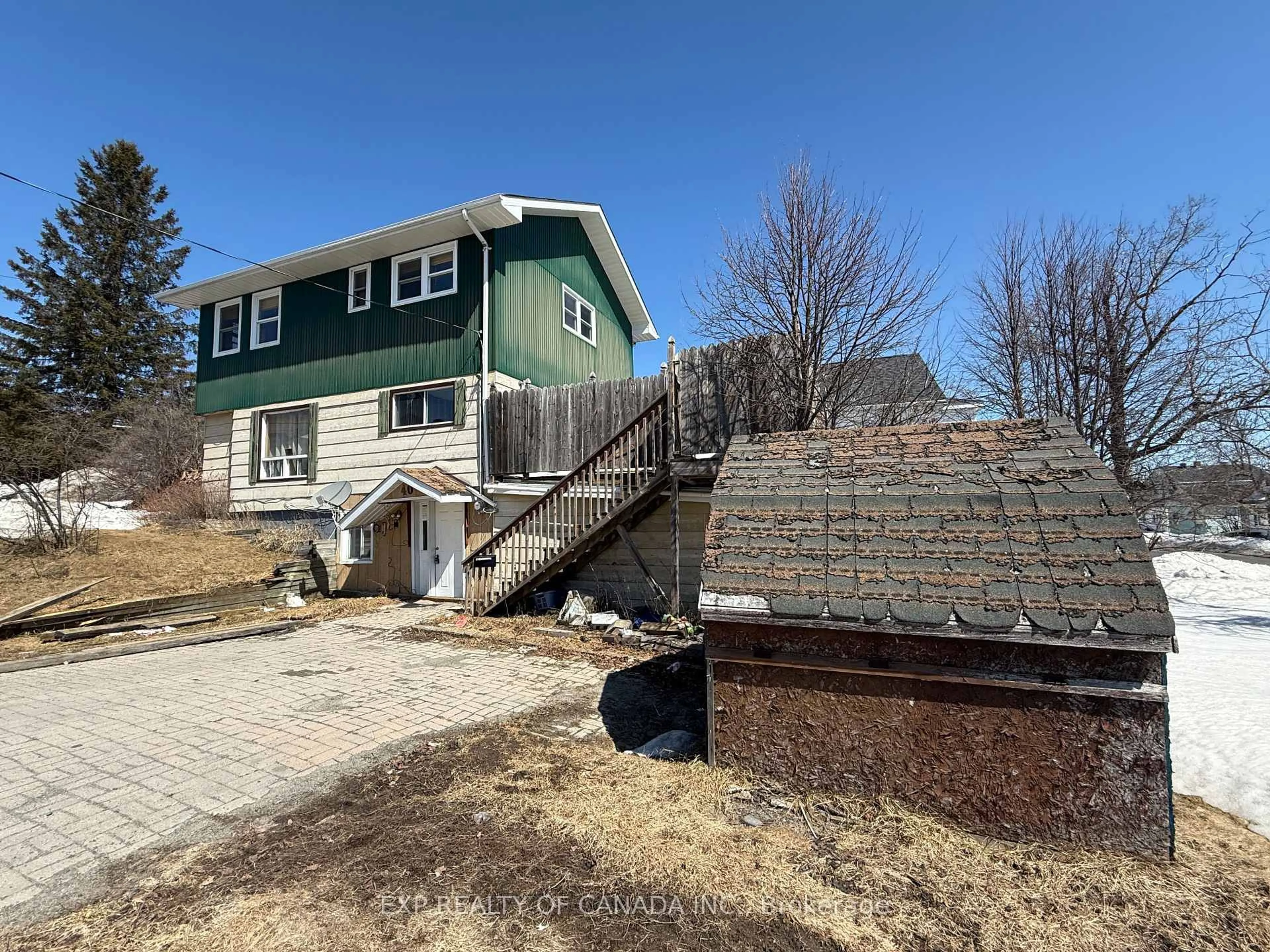 A pic from outside/outdoor area/front of a property/back of a property/a pic from drone, street for 40 Comfort St, Kirkland Lake Ontario P2N 3B2