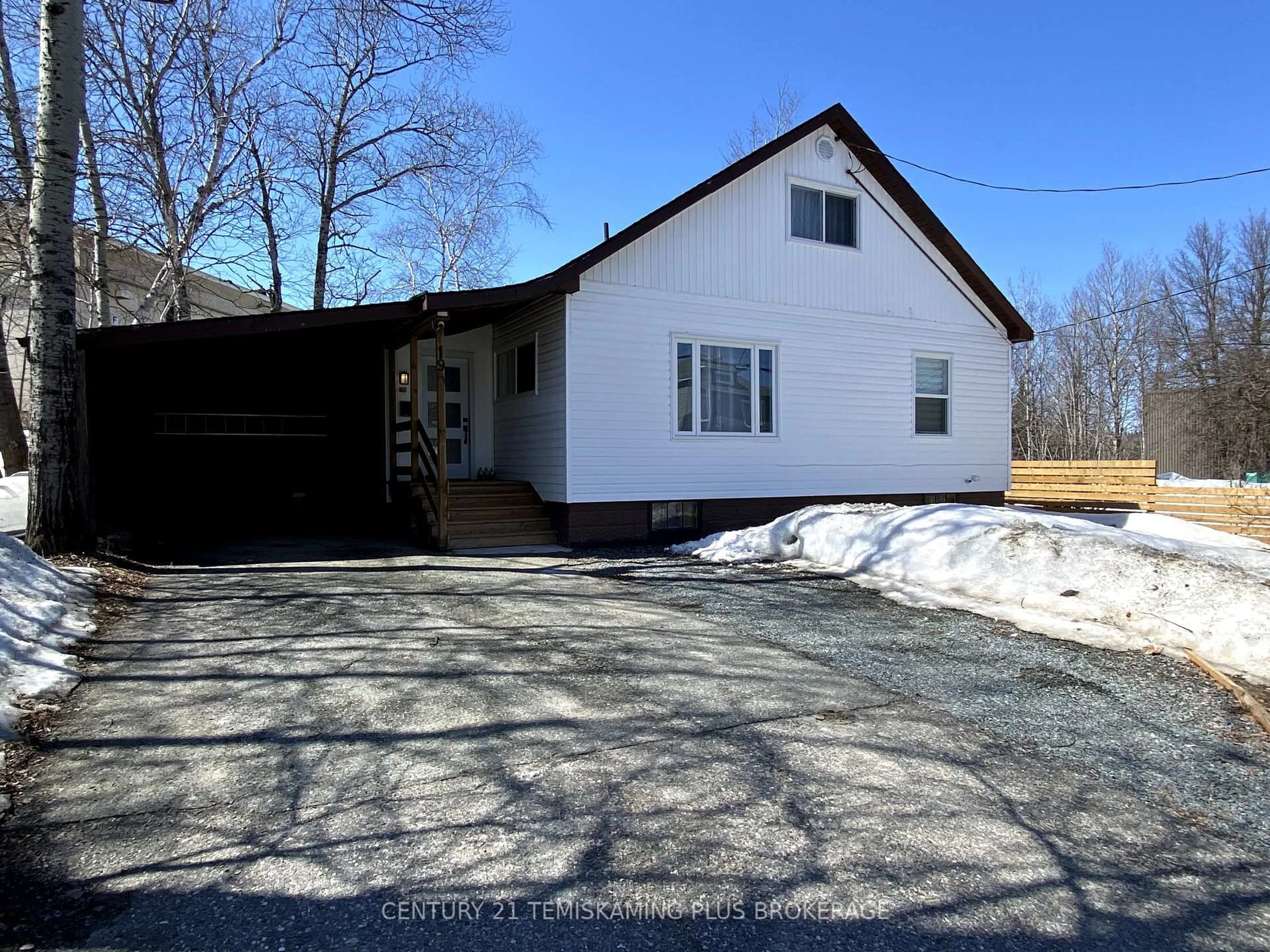 Unknown for 19 Station Rd, Kirkland Lake Ontario P2N 3H2