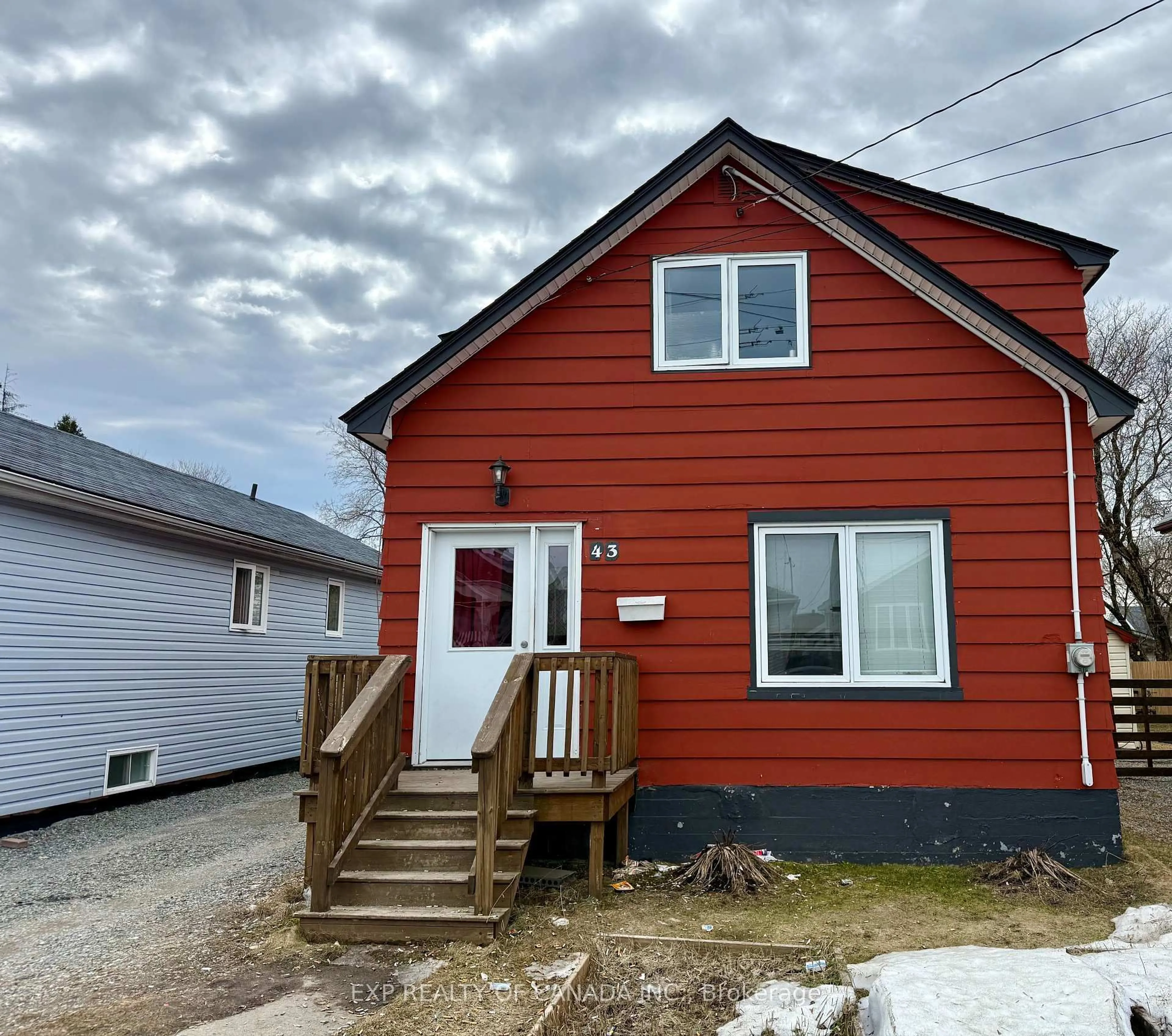 Home with vinyl exterior material, street for 43 Crescent Ave, Timmins Ontario P4N 4H9