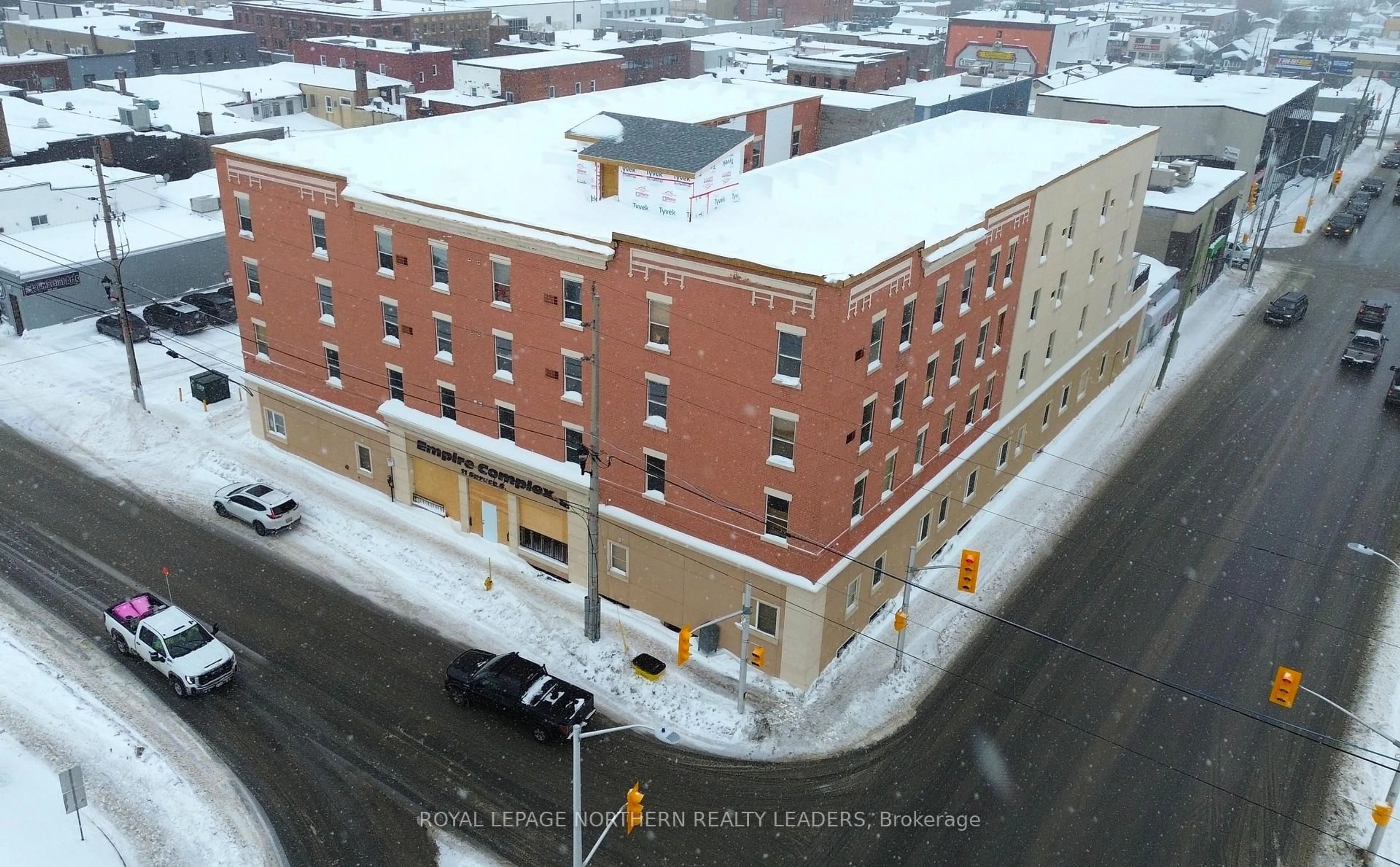 A pic from outside/outdoor area/front of a property/back of a property/a pic from drone, building for 11 Spruce St, Timmins Ontario P4N 2M4