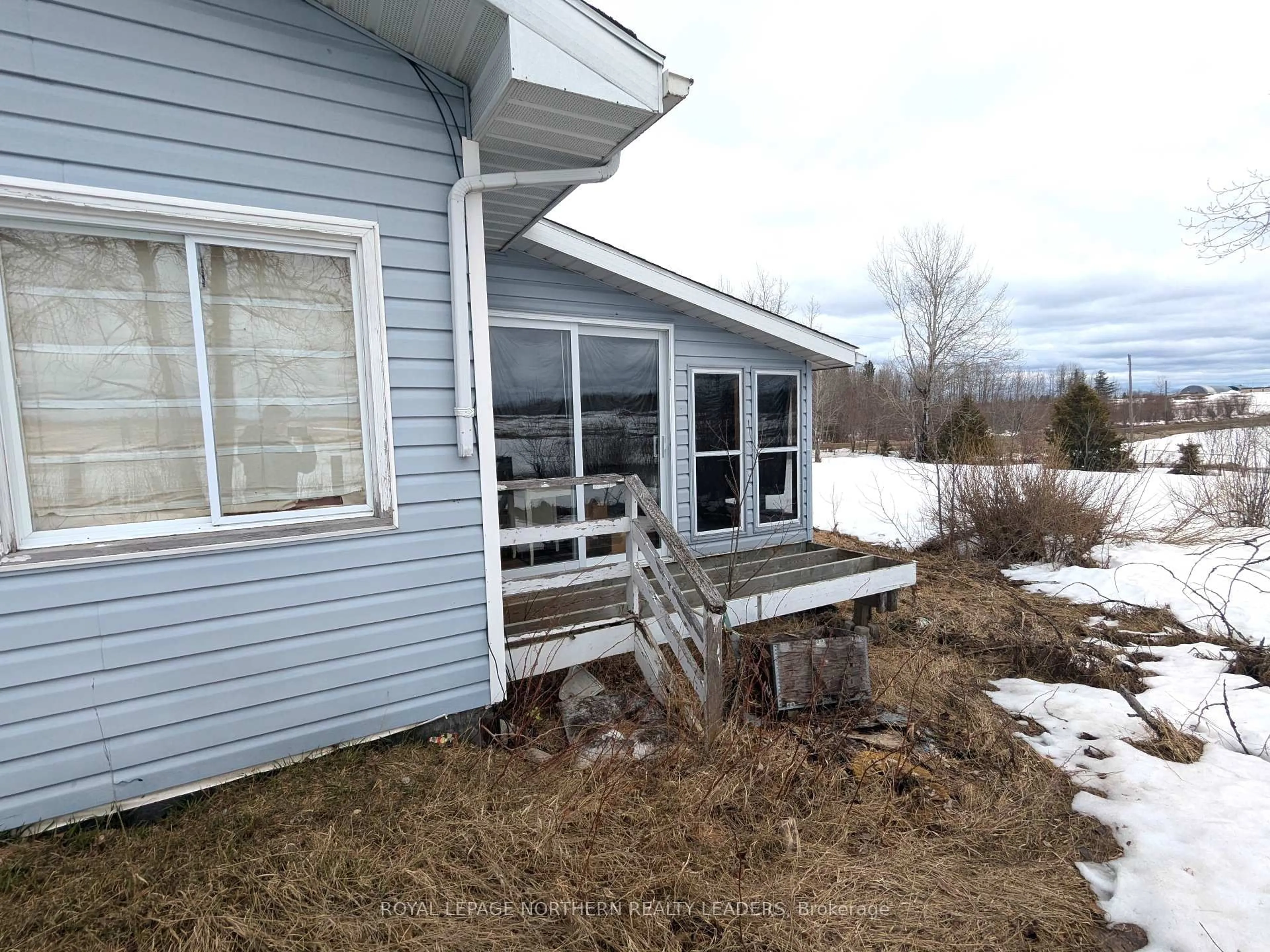 Patio, water/lake/river/ocean view for 760 Glackmeyer Concession Rd 10 & 11 N/A, Cochrane Ontario P0L 1C0