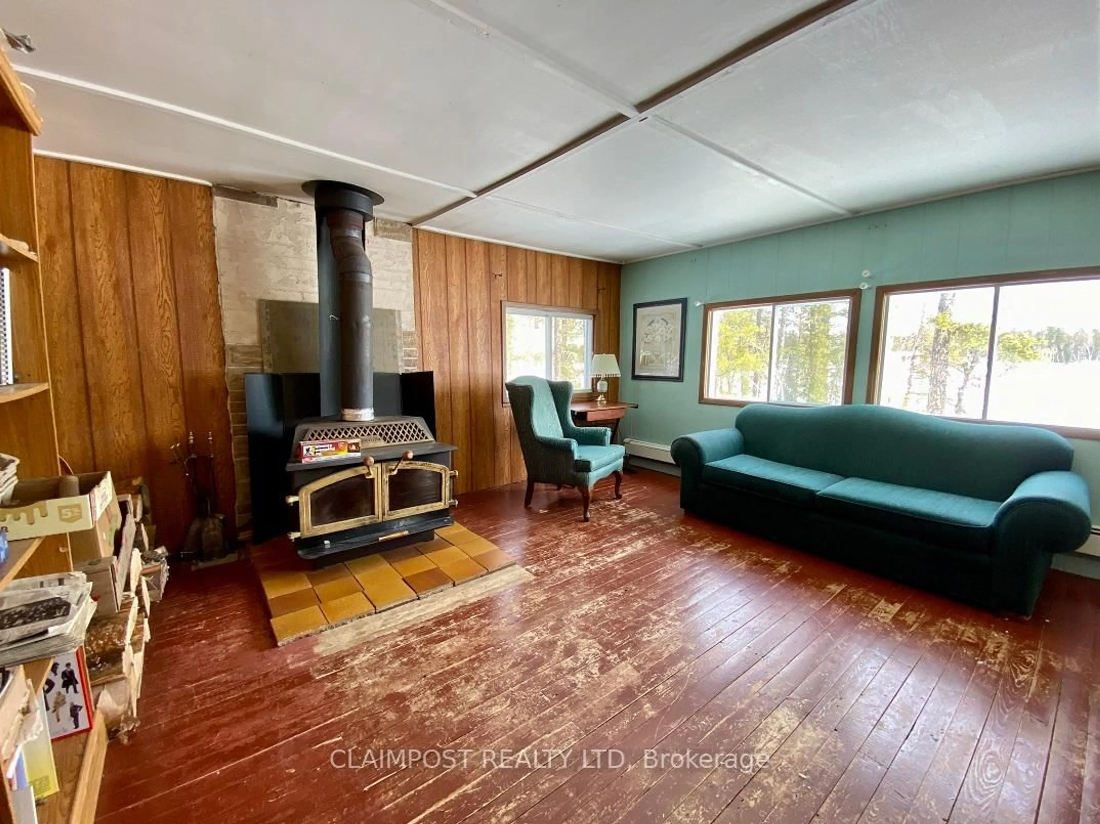 A pic of a room for 3056 Sunset Bay Rd, Iroquois Falls Ontario P0K 1G0