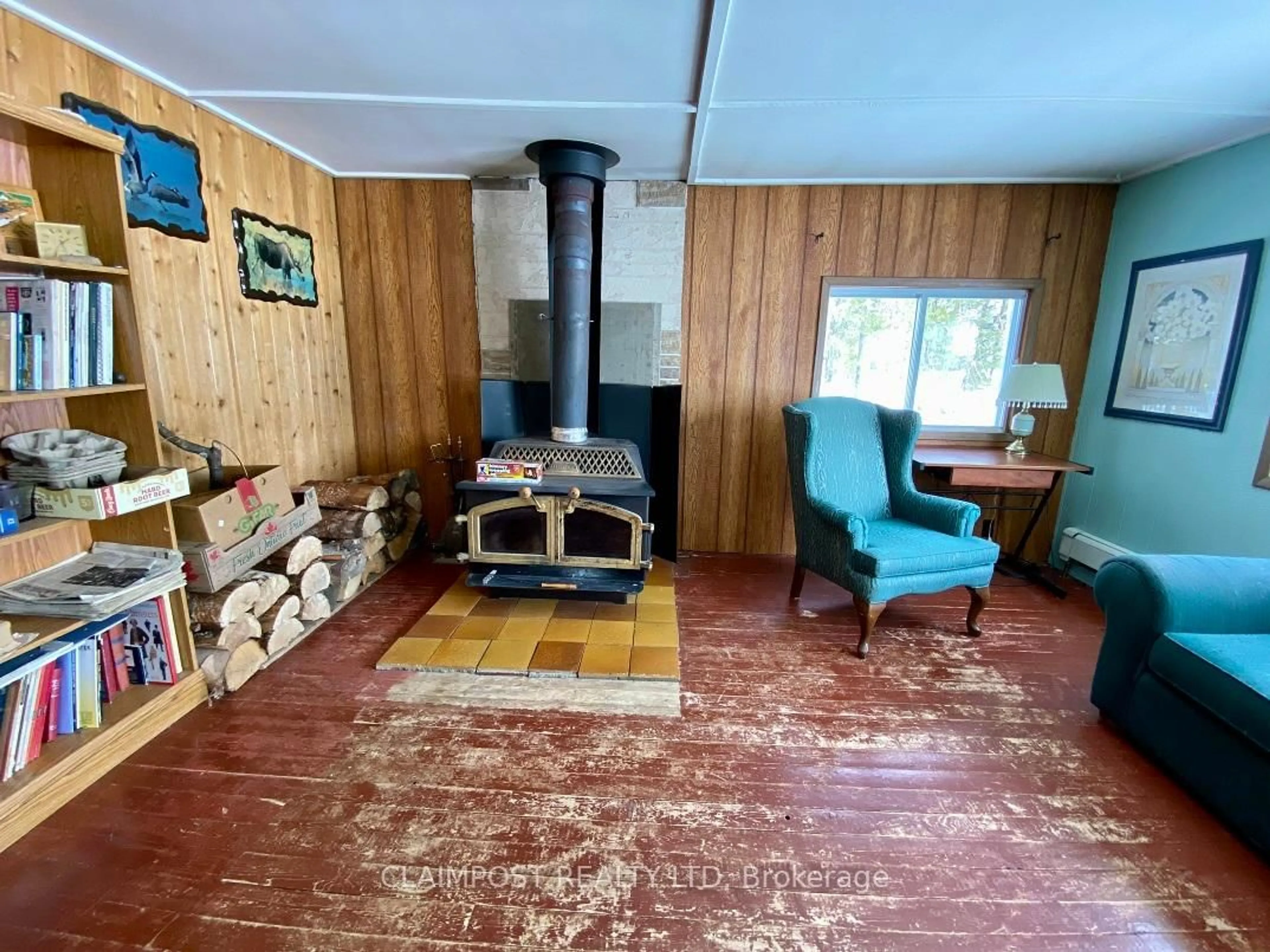 A pic of a room for 3056 Sunset Bay Rd, Iroquois Falls Ontario P0K 1G0