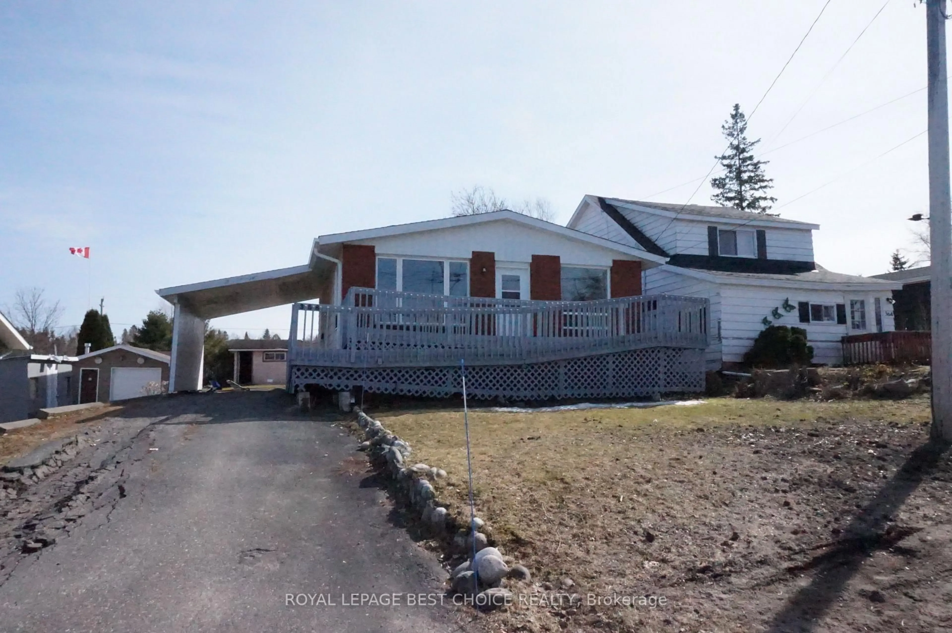 A pic from outside/outdoor area/front of a property/back of a property/a pic from drone, unknown for 358 Lawlor St, Temiskaming Shores Ontario P0J 1K0