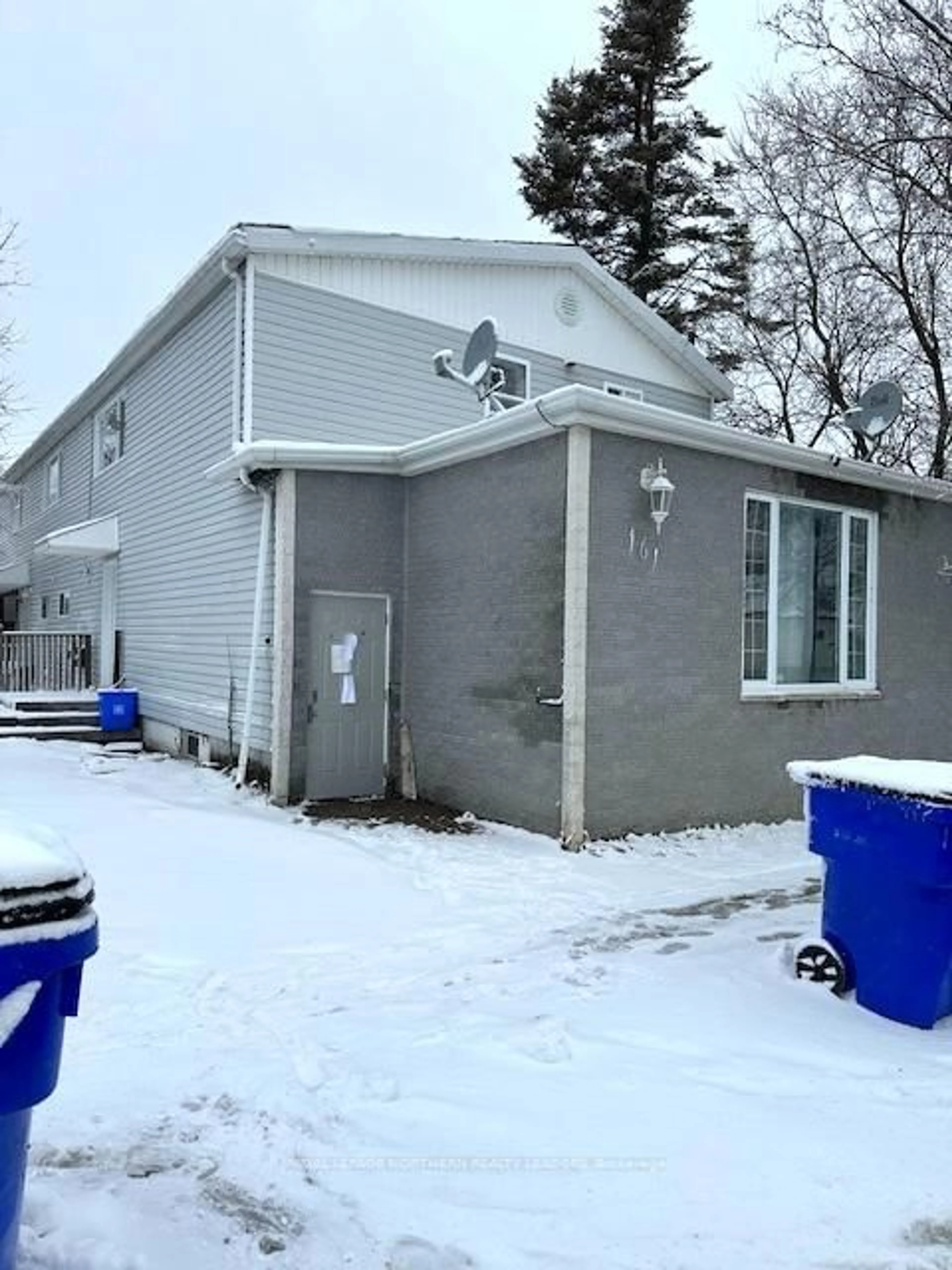 Unknown for 161 Mountjoy St, Timmins Ontario P4N 1T2