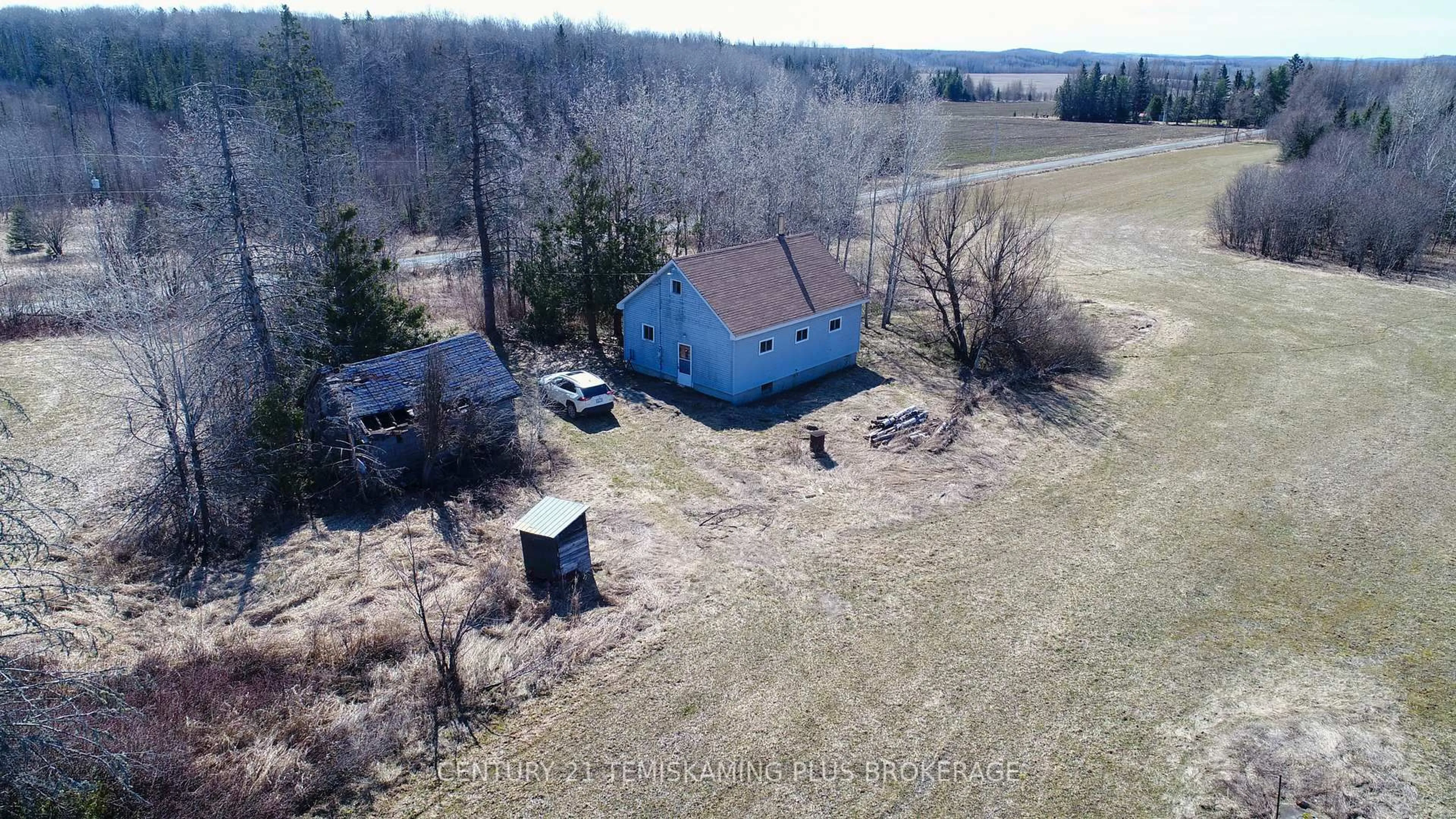 A pic from outside/outdoor area/front of a property/back of a property/a pic from drone, building for Nhalf LT 2 Con 1 Pense 4 Rd, Timiskaming Remote Area Ontario P0J 1H0