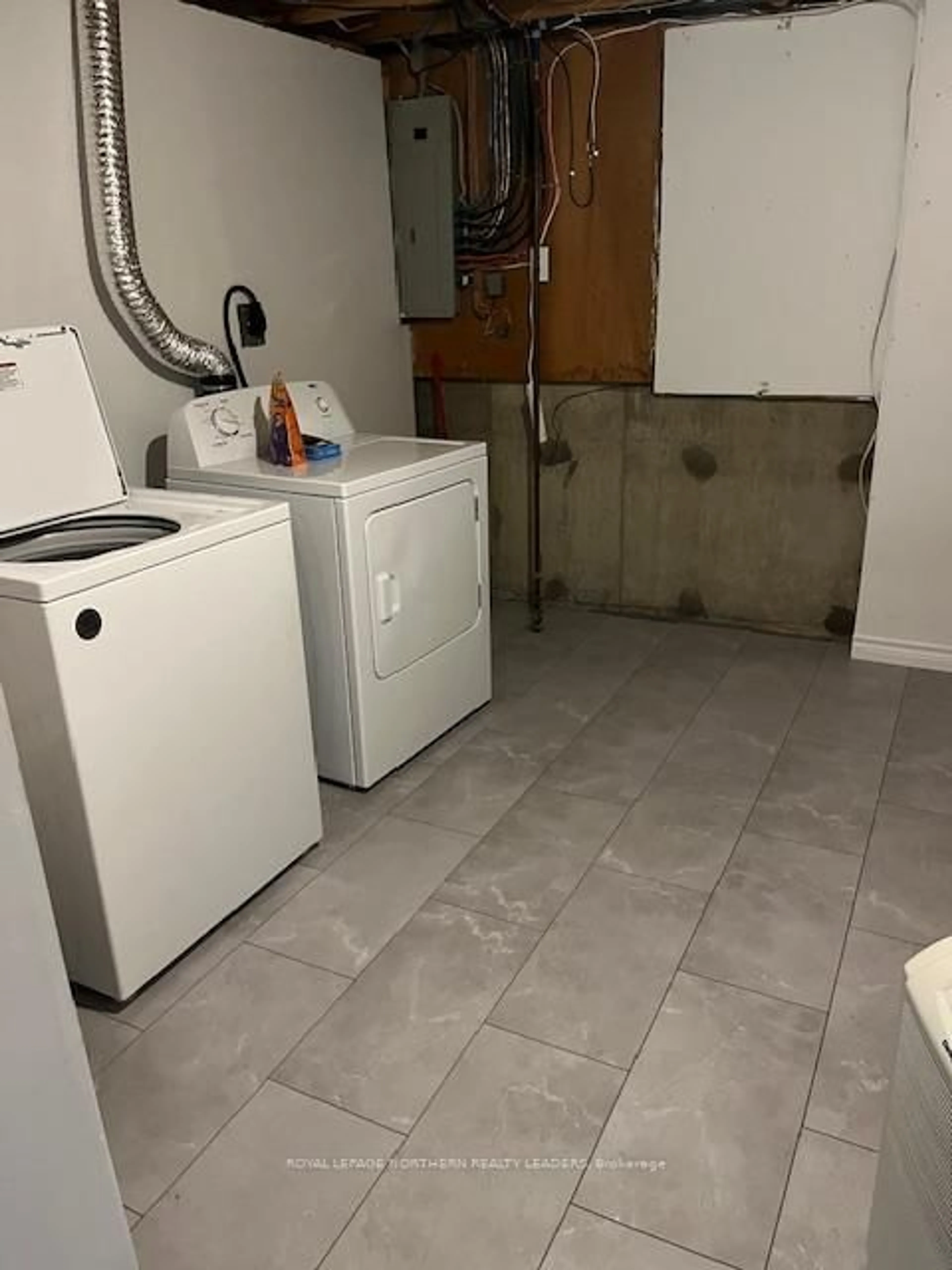 A pic of a room for 535 Couture Ave, Timmins Ontario P4P 1A5