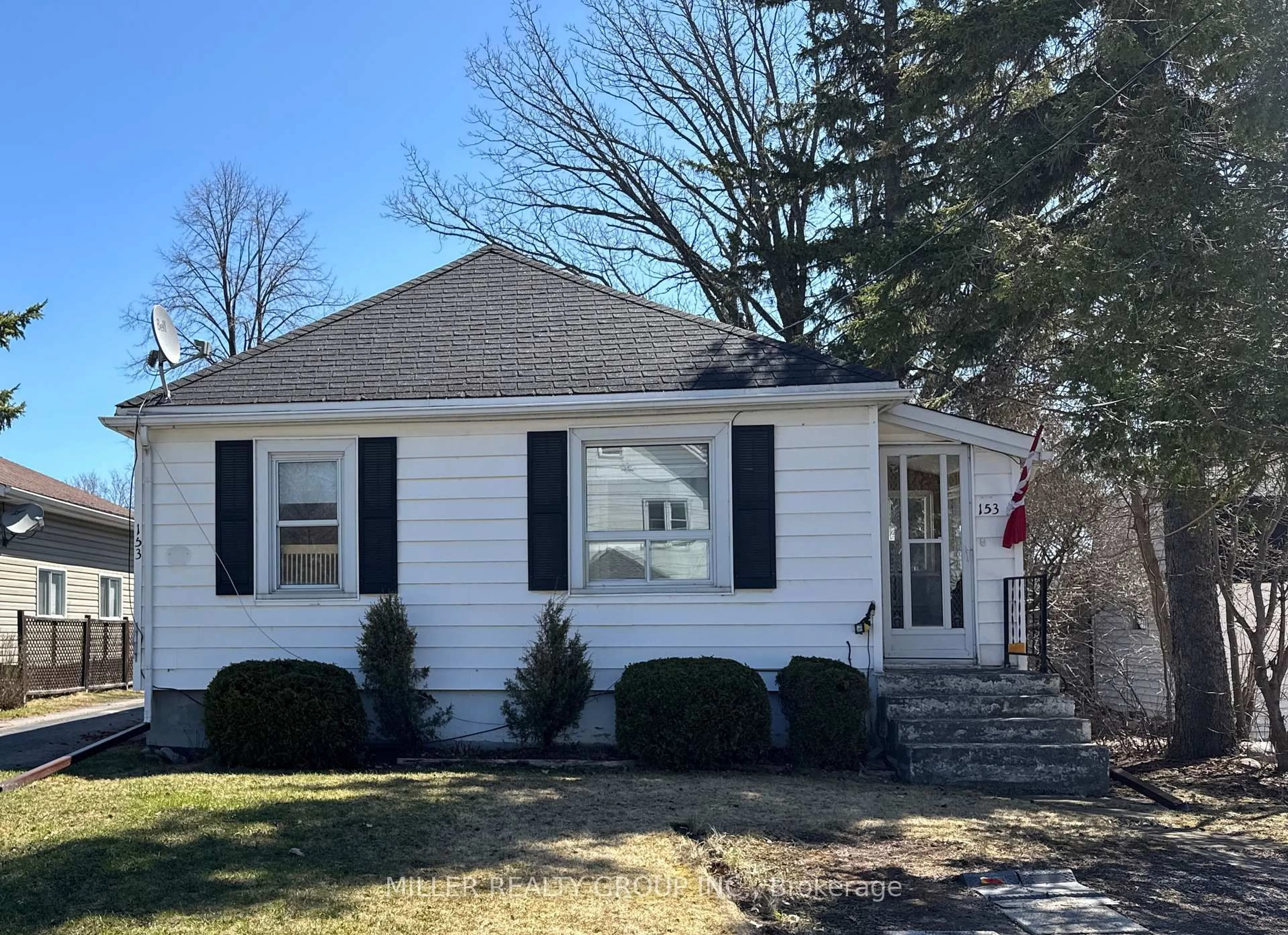 Home with vinyl exterior material, street for 153 May St, Temiskaming Shores Ontario P0J 1P0