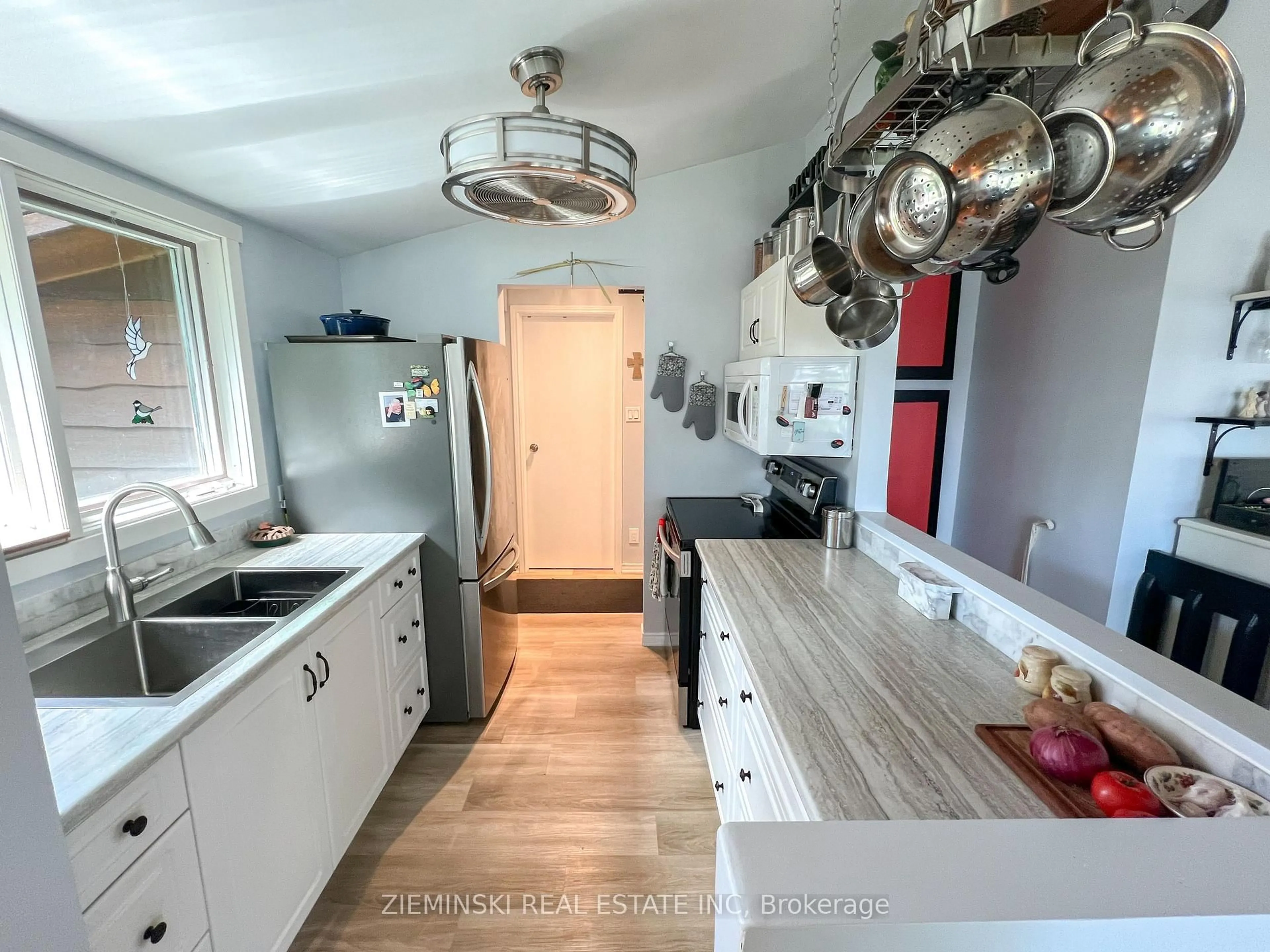 Open concept kitchen, unknown for 311 Leclair Ave, Timmins Ontario P4R 0C1