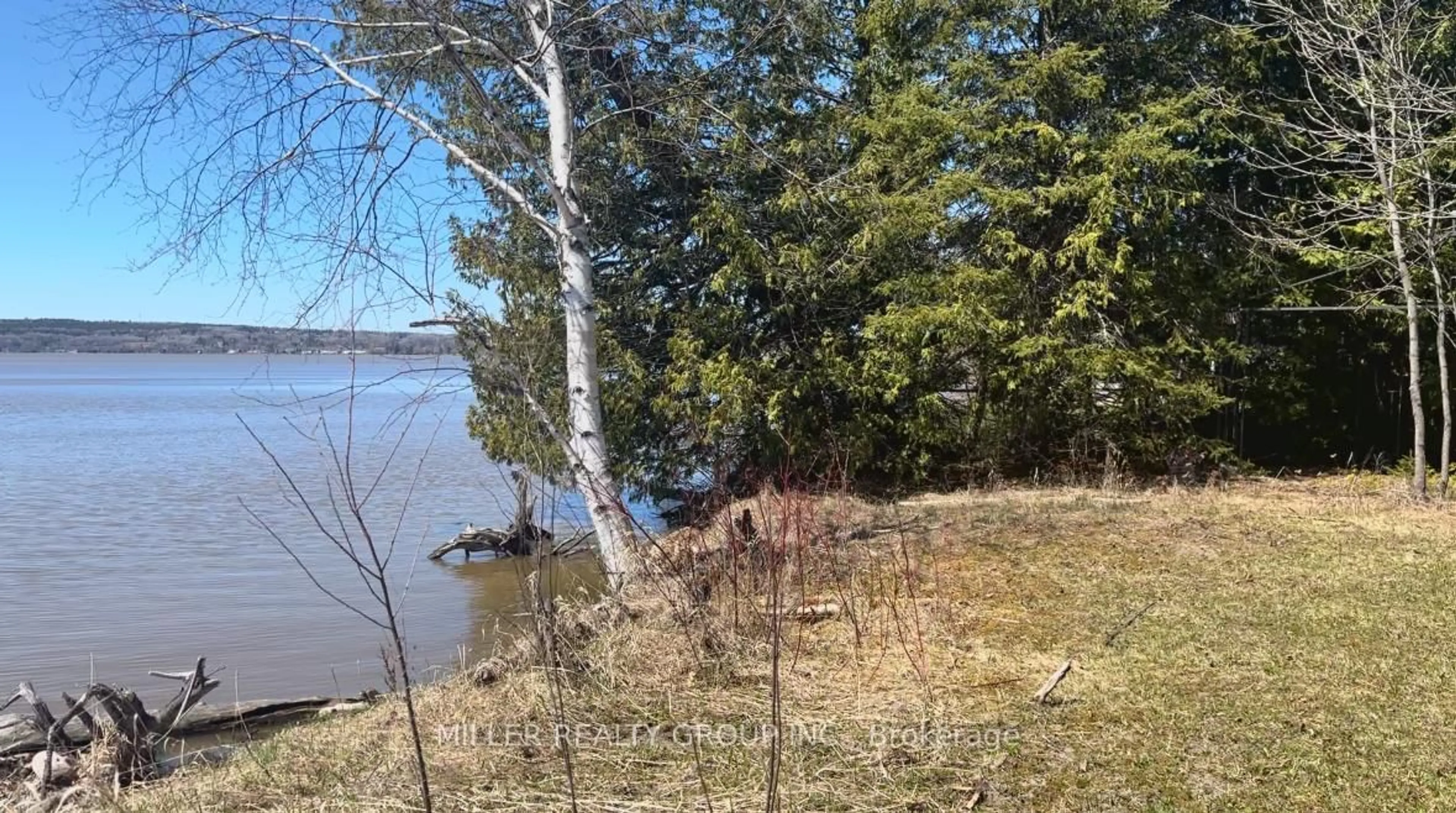 A pic from outside/outdoor area/front of a property/back of a property/a pic from drone, water/lake/river/ocean view for 692 Dawson Point Rd, Temiskaming Shores Ontario P0J 1P0