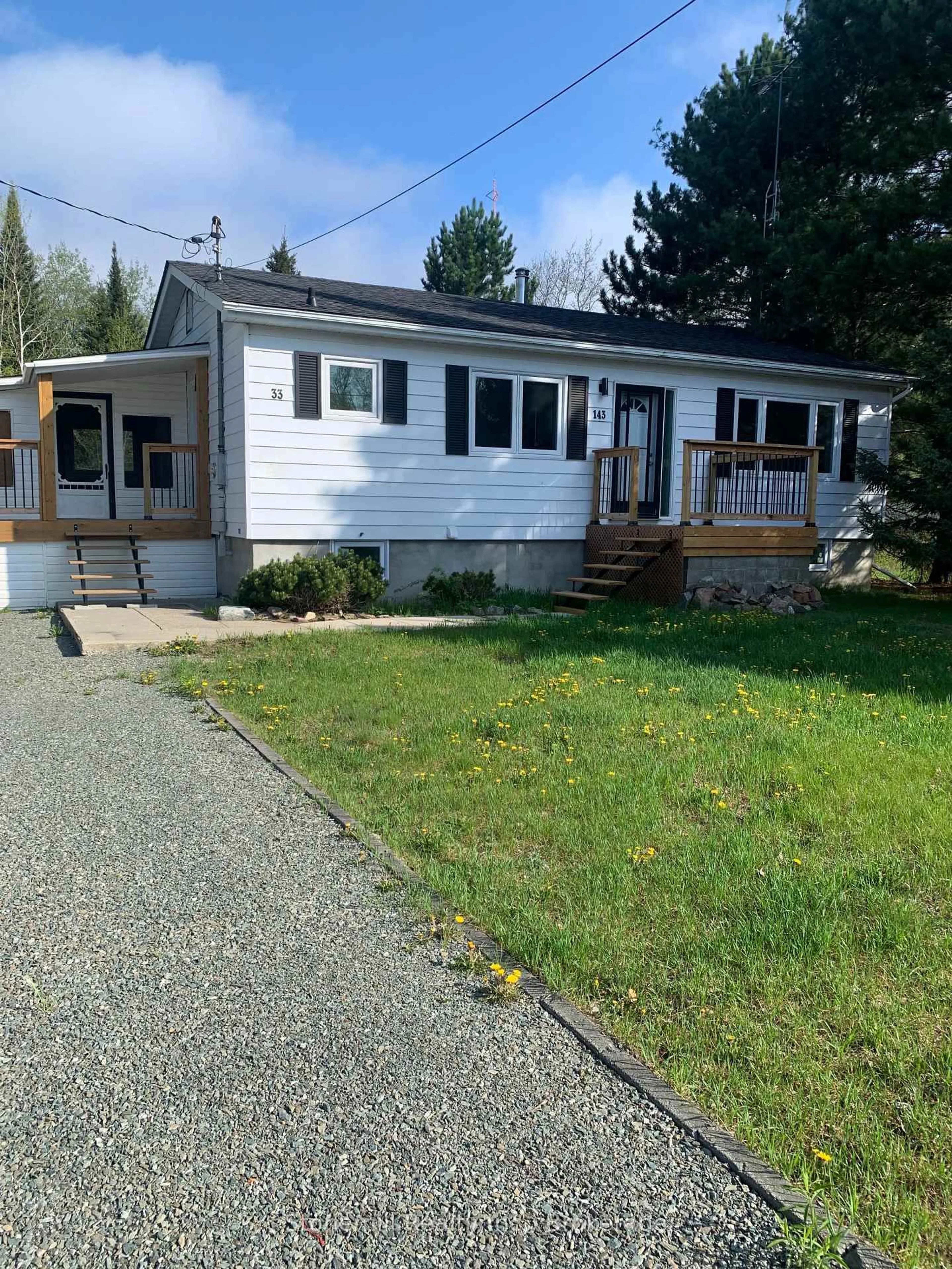 Home with vinyl exterior material, street for 143 Arthur St, Timmins Ontario P0M 1W0