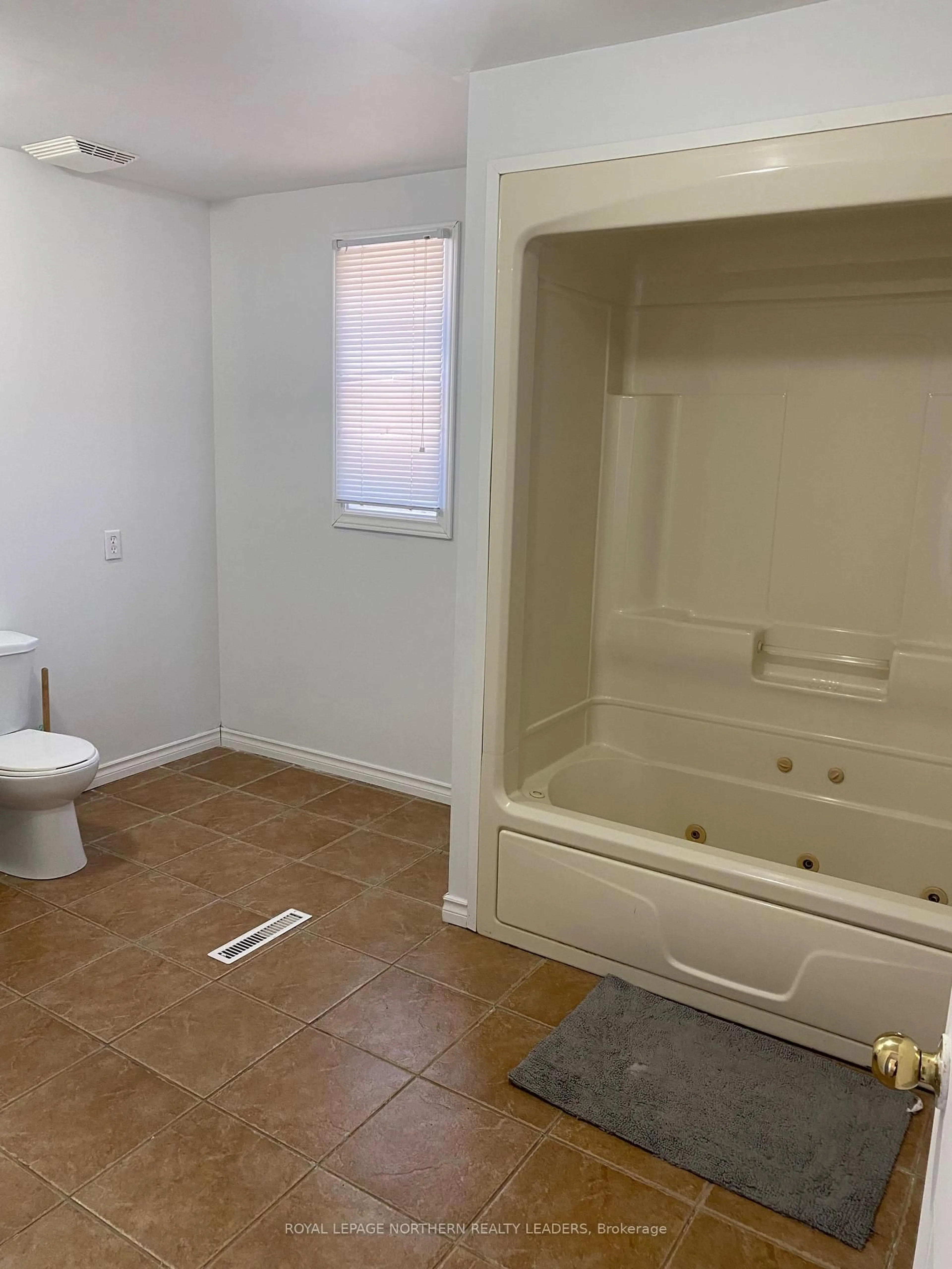 A pic of a room for 183 Wende Ave, Timmins Ontario P4N 3E5