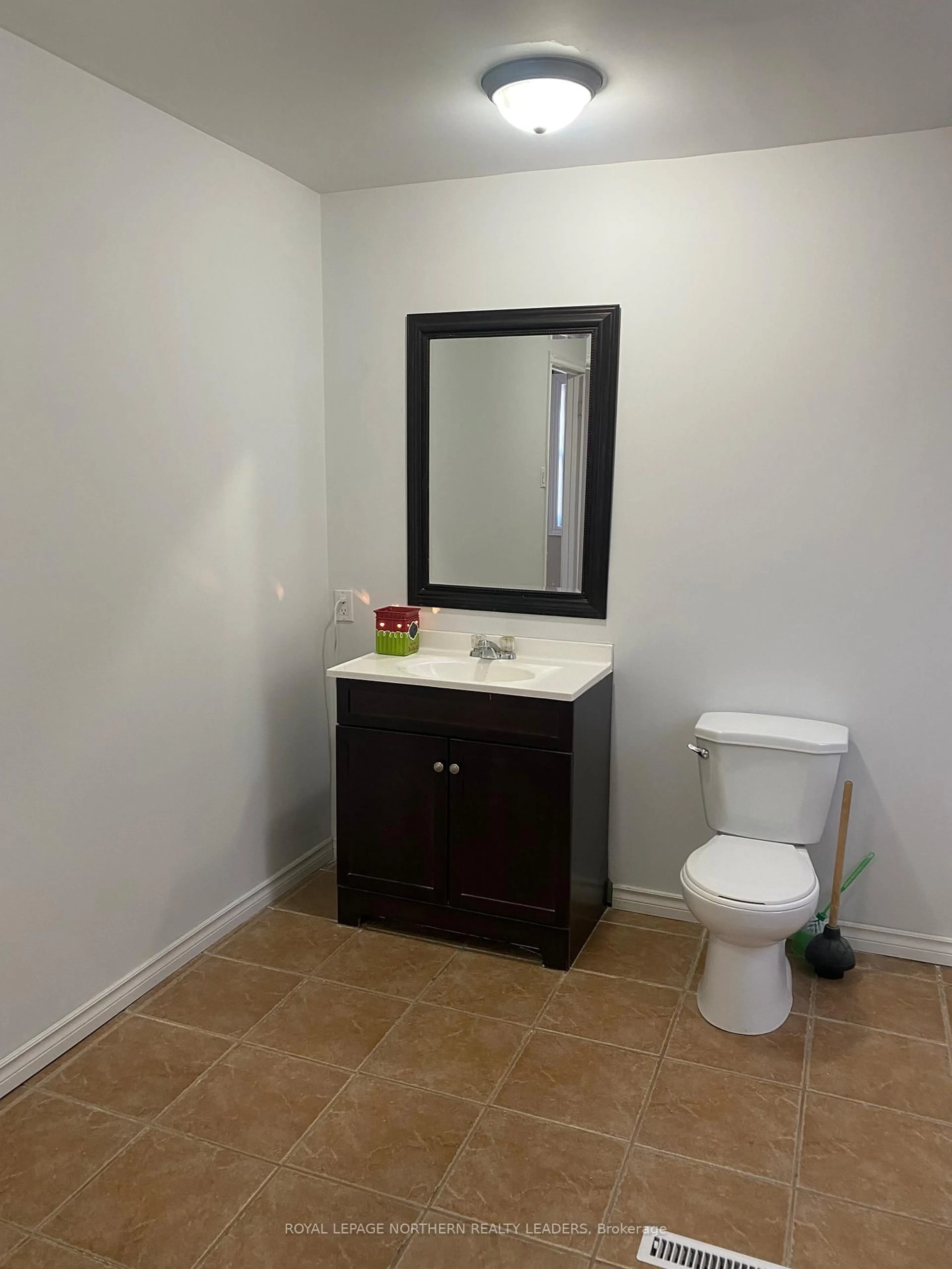 A pic of a room for 183 Wende Ave, Timmins Ontario P4N 3E5