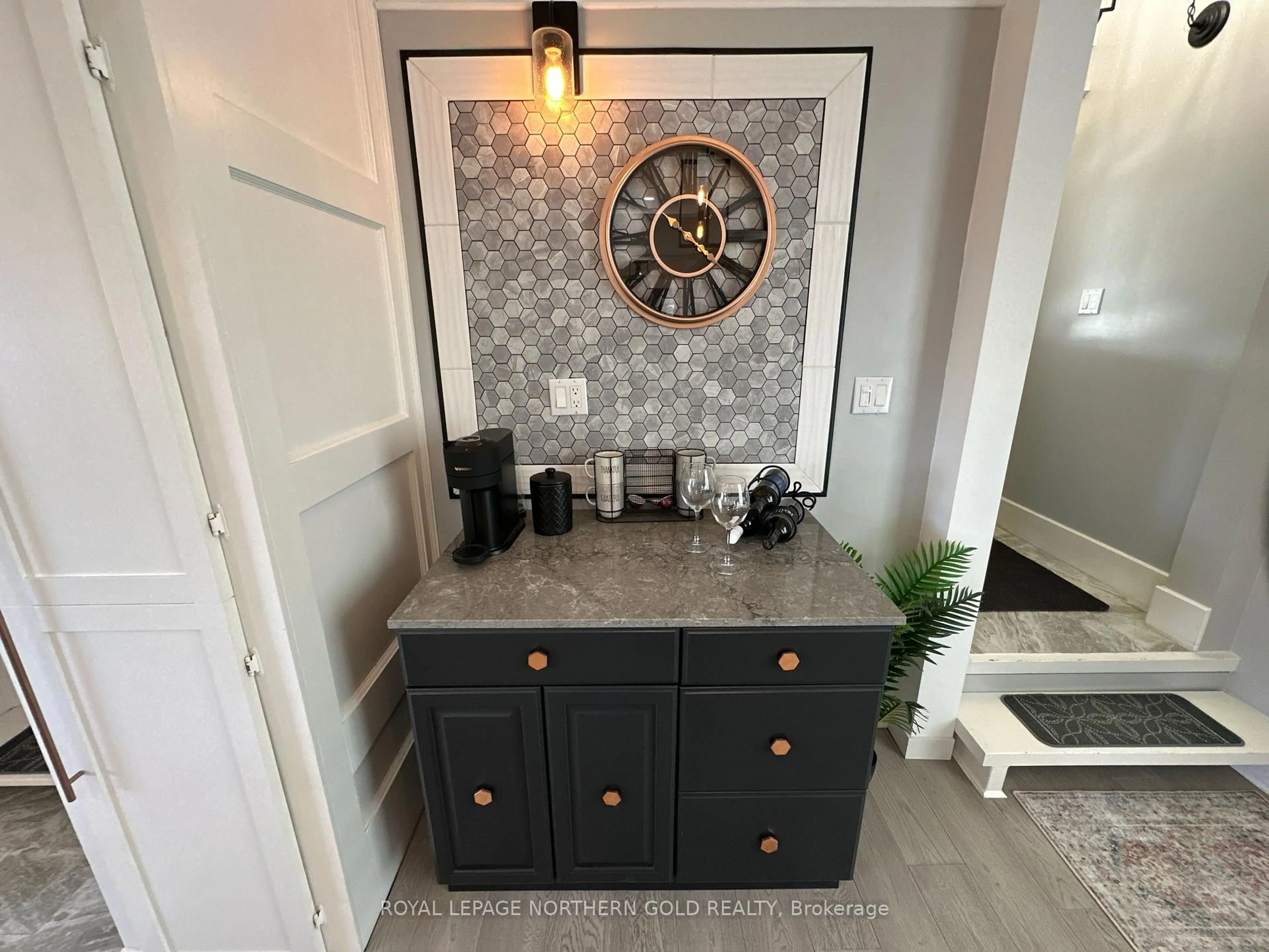 Contemporary bathroom, ceramic/tile floor for 70 Main St, Kirkland Lake Ontario P2N 3E3