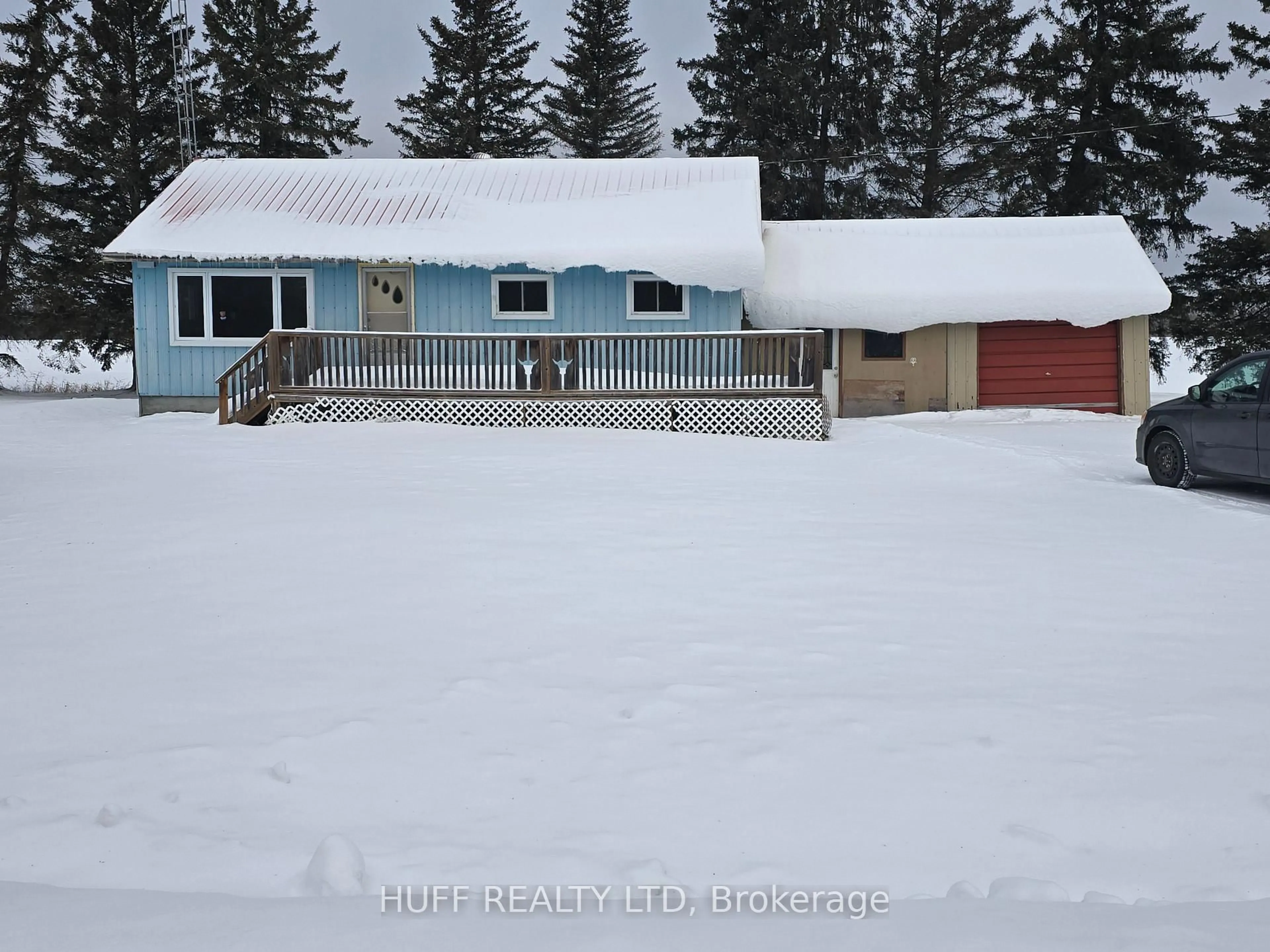 A pic from outside/outdoor area/front of a property/back of a property/a pic from drone, unknown for 440299 Aldred Rd, Englehart Ontario P0J 1H0