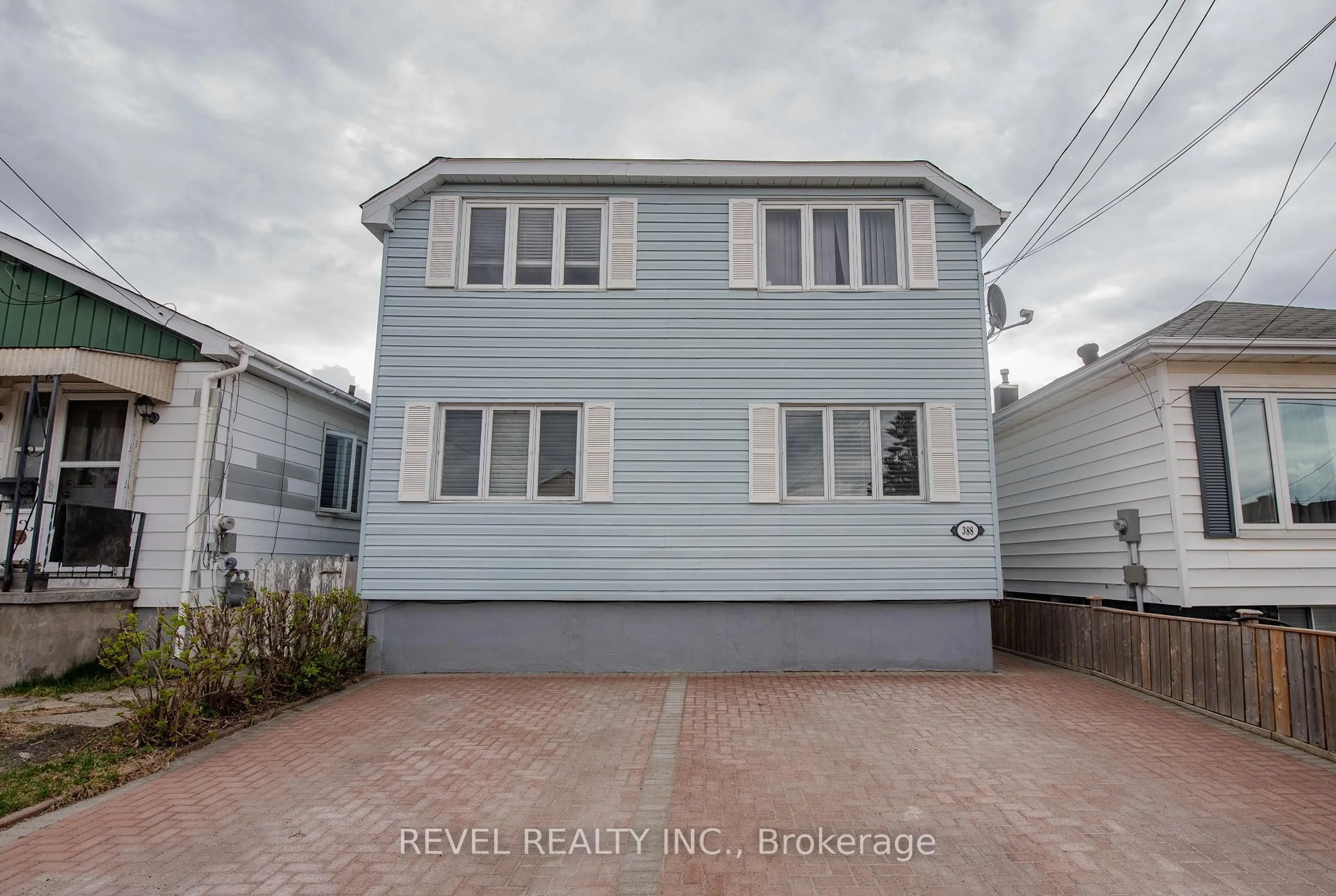 Home with vinyl exterior material, street for 388 Birch St, Timmins Ontario P4N 2B8