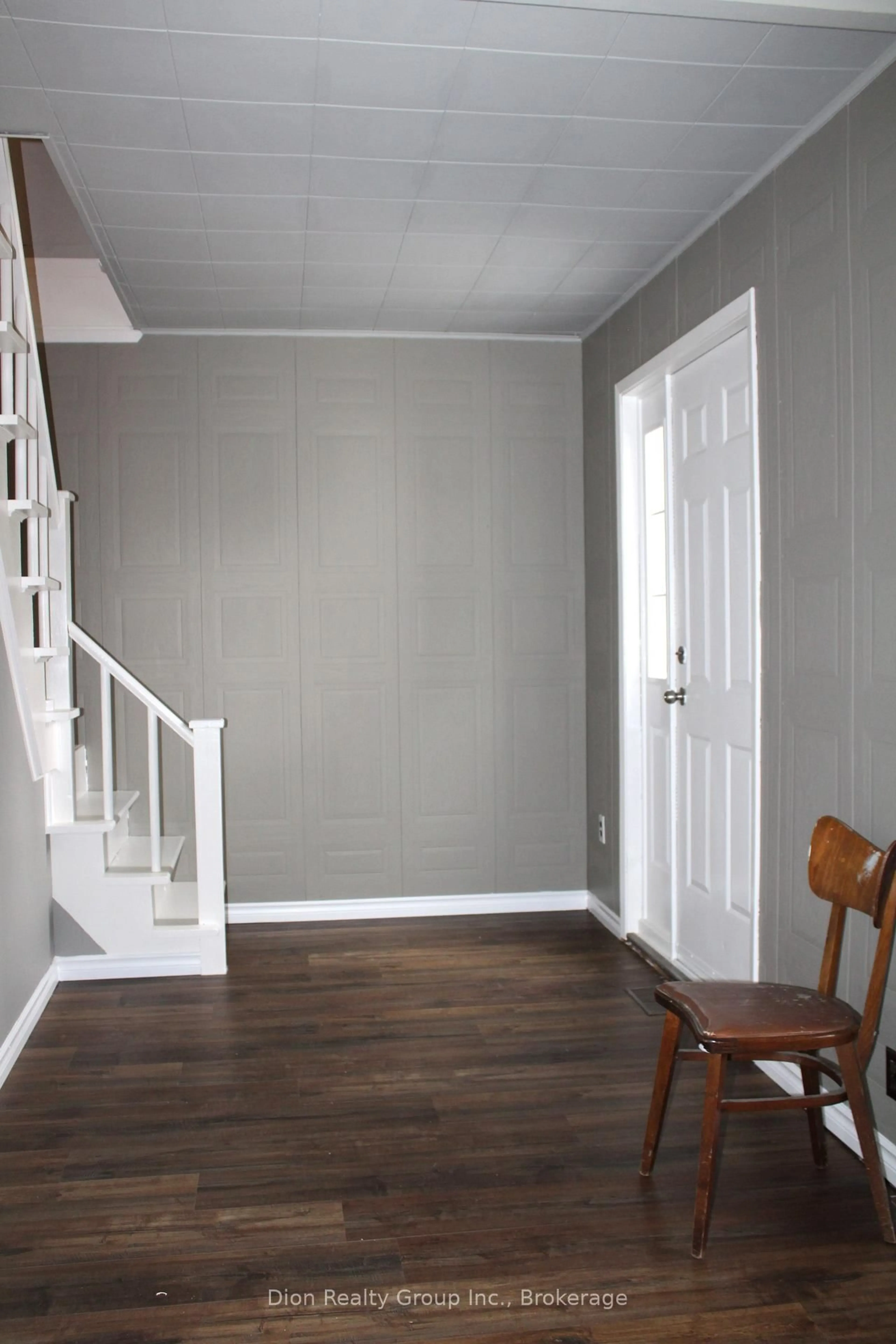Indoor entryway for 4 Brown Ave, Kirkland Lake Ontario P2N 1L2