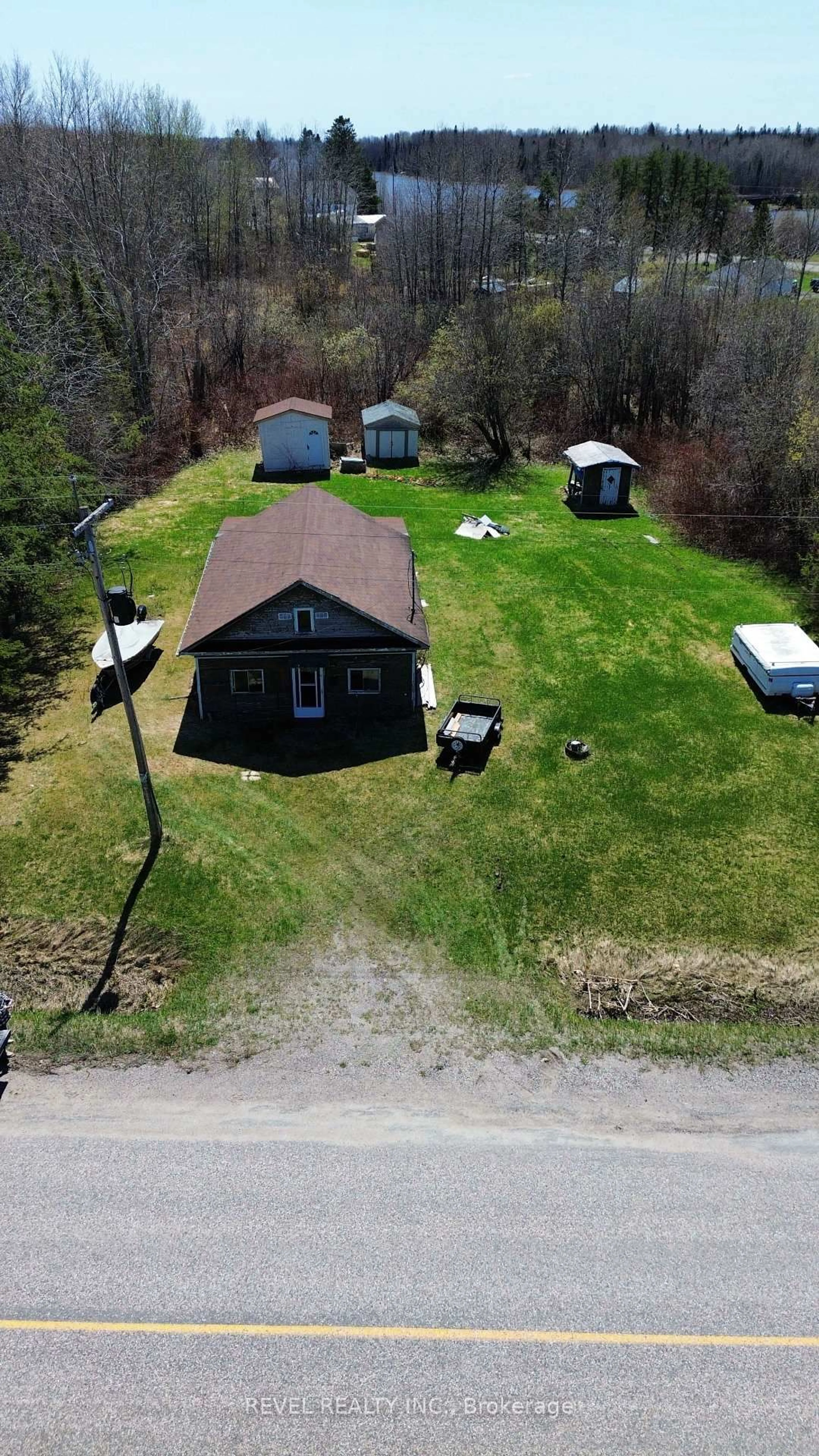 A pic from outside/outdoor area/front of a property/back of a property/a pic from drone, unknown for 6931 Frederick House Lake Rd, Timmins Ontario P0N 1A0