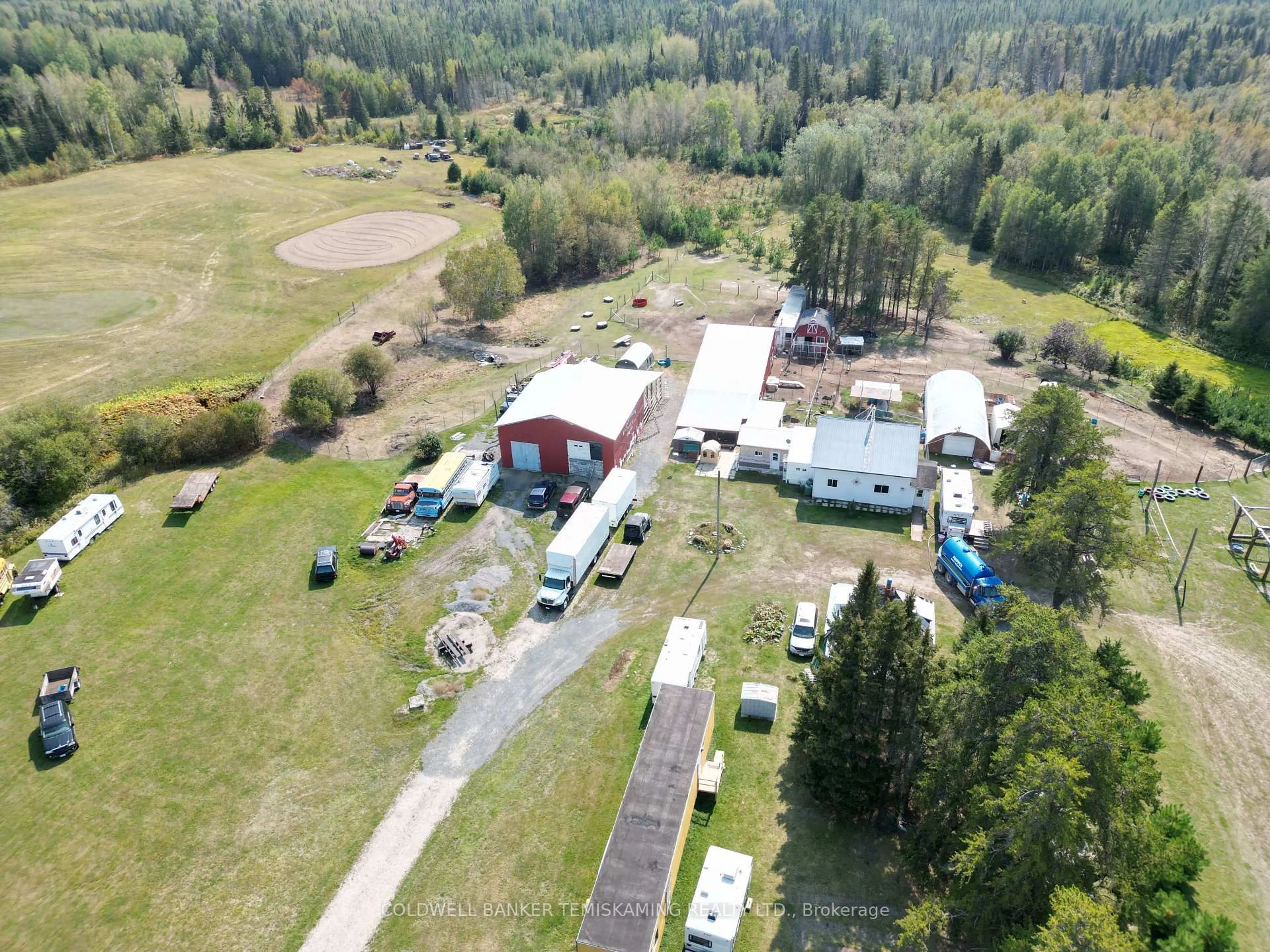 A pic from outside/outdoor area/front of a property/back of a property/a pic from drone, unknown for 284124 ELLIOTT Rd, Timiskaming Remote Area Ontario P0J 1L0