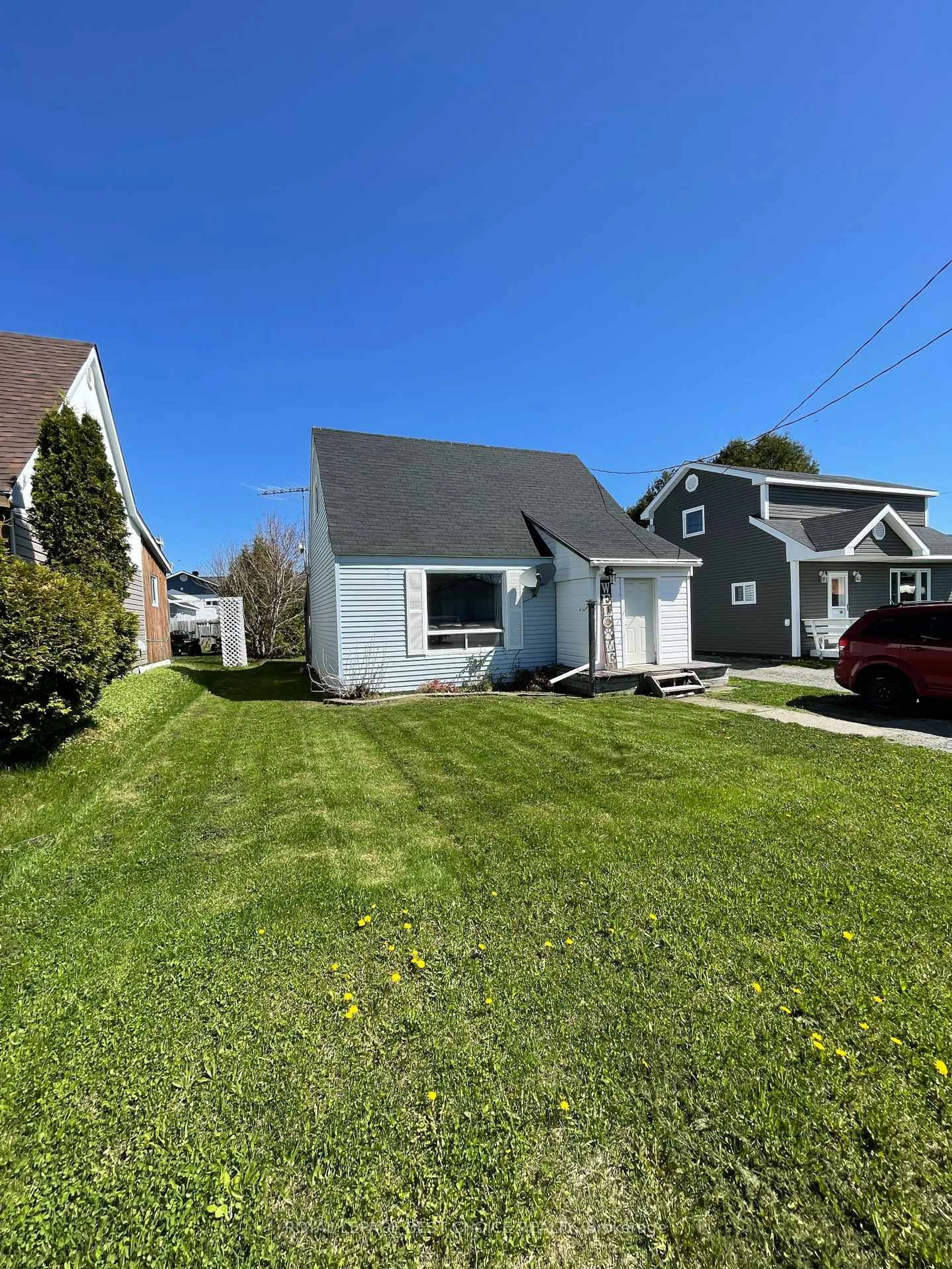 A pic from outside/outdoor area/front of a property/back of a property/a pic from drone, street for 74 Eighth Ave, Larder Lake Ontario P0J 1L0