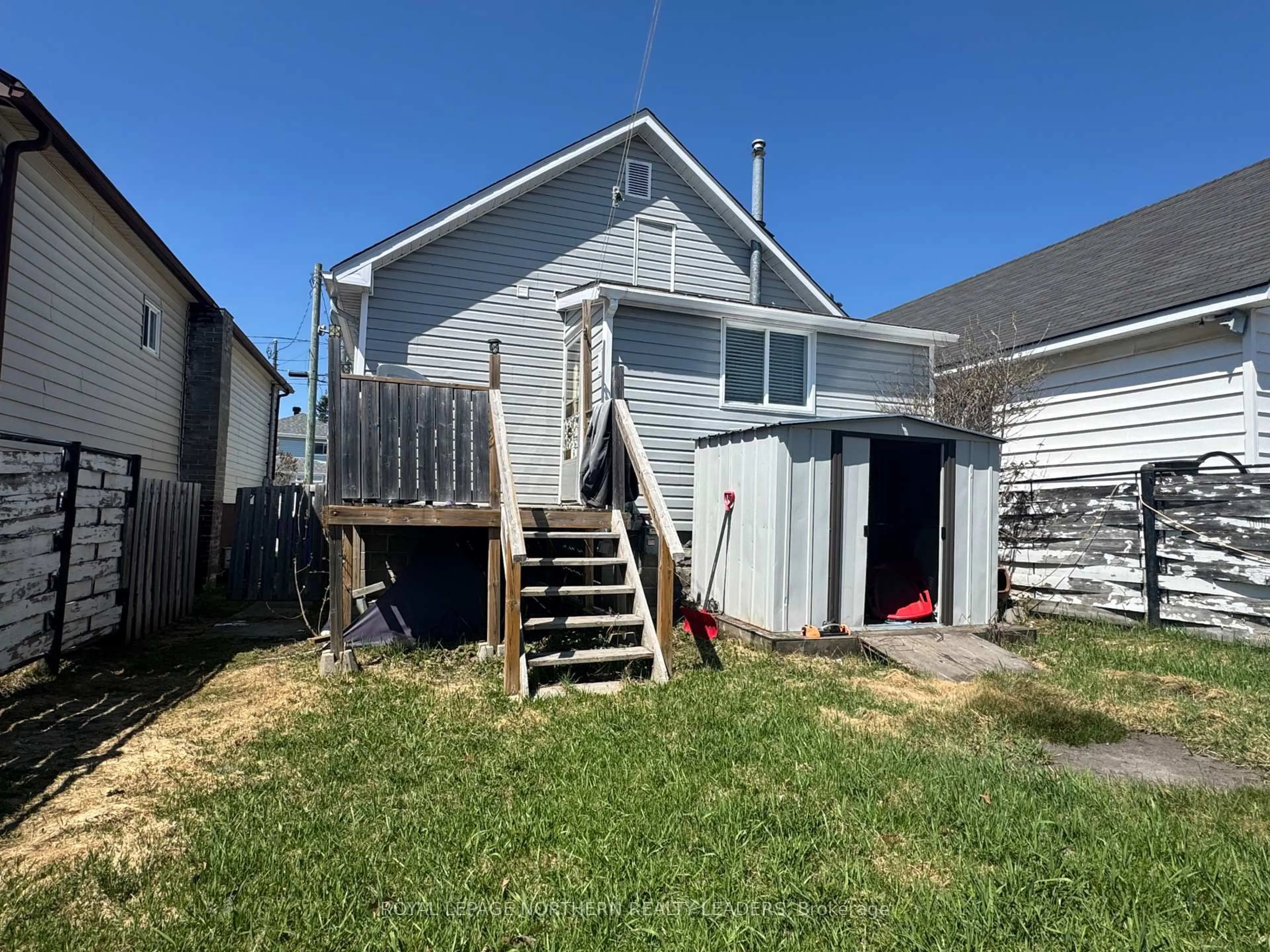 Unknown for 266 Birch St, Timmins Ontario P4N 6E6