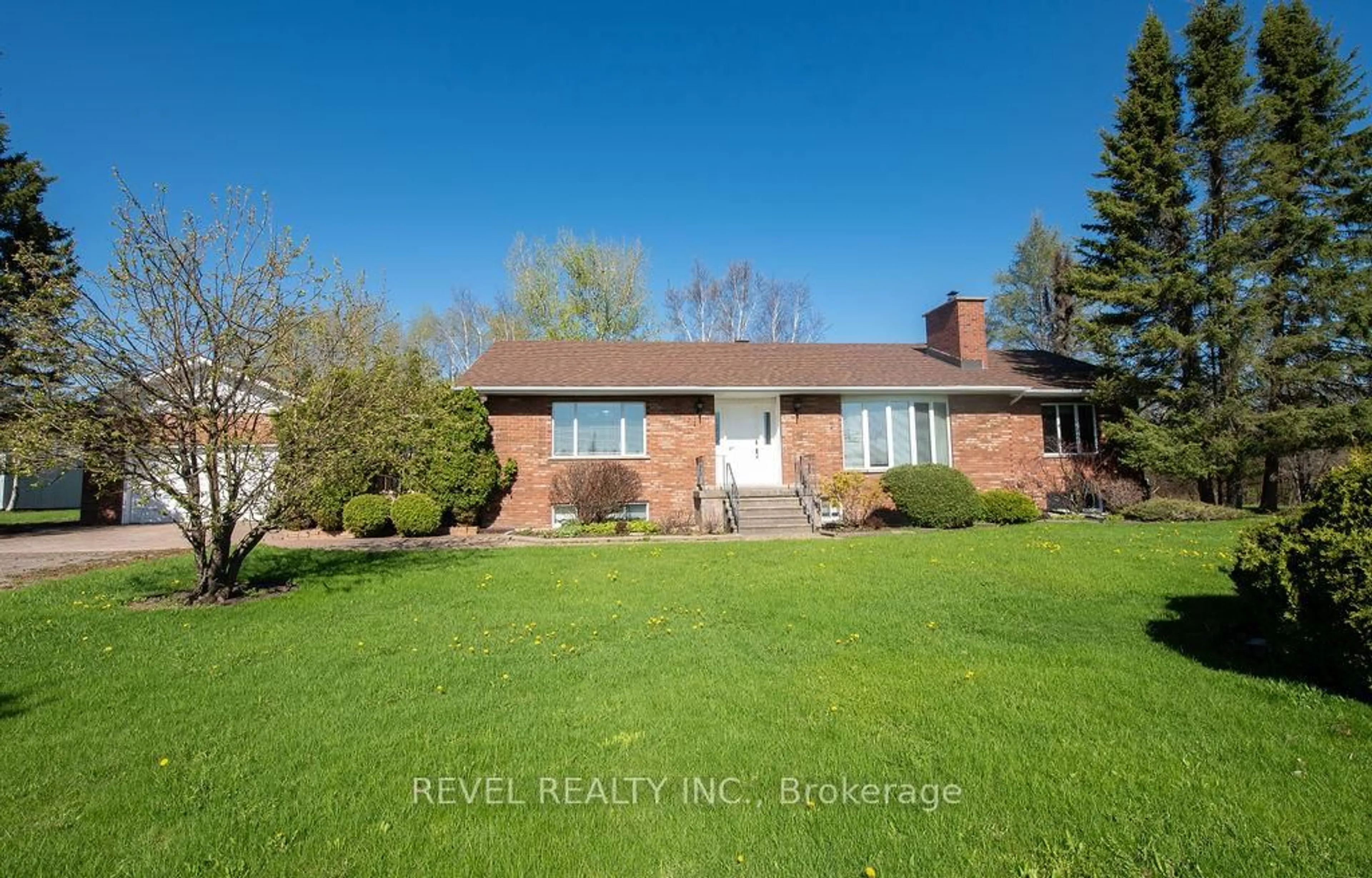 Home with brick exterior material, street for 1255 Shirley St, Timmins Ontario P4R 0G3
