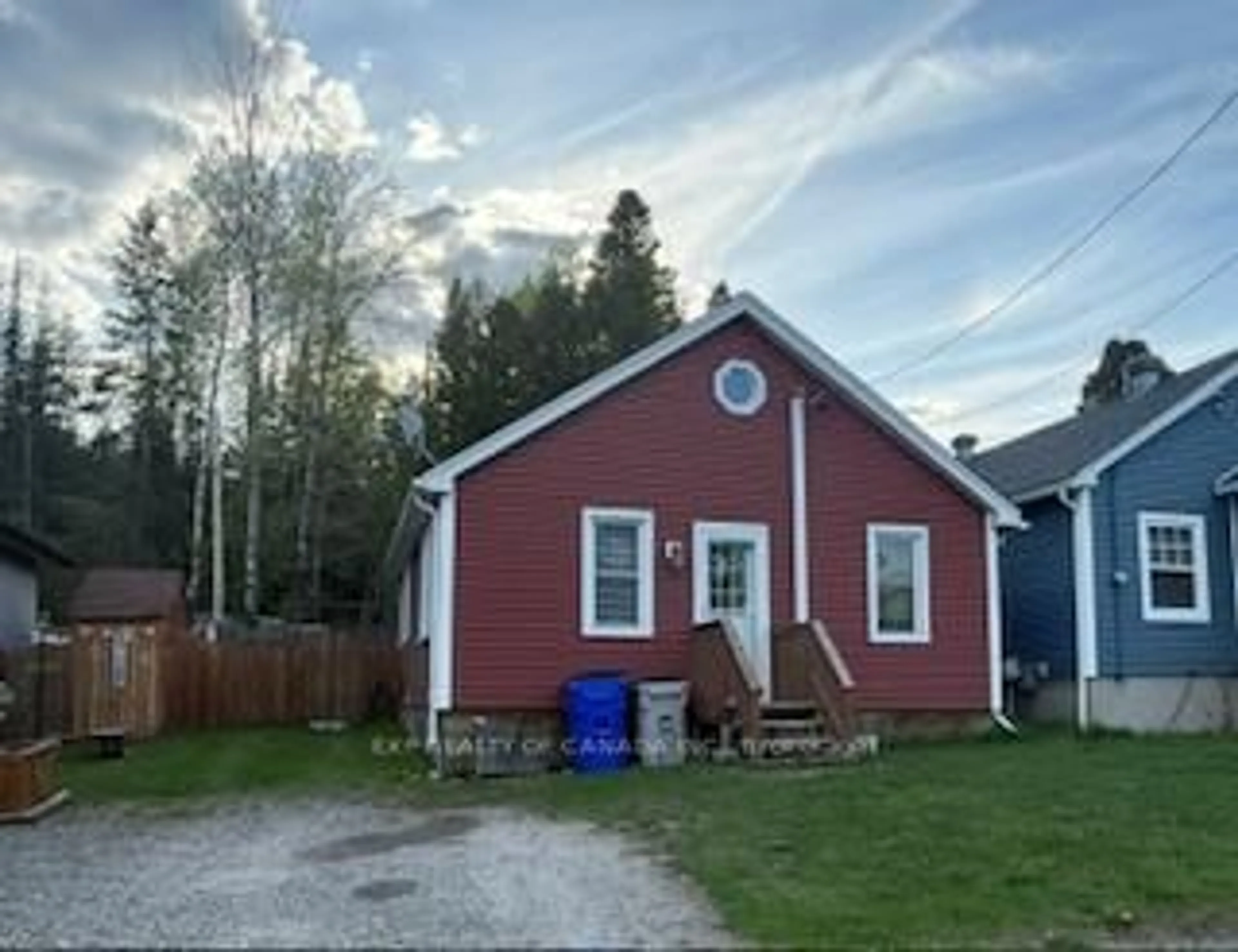Shed for 9 Prospectors St, Timmins Ontario P0N 1G0