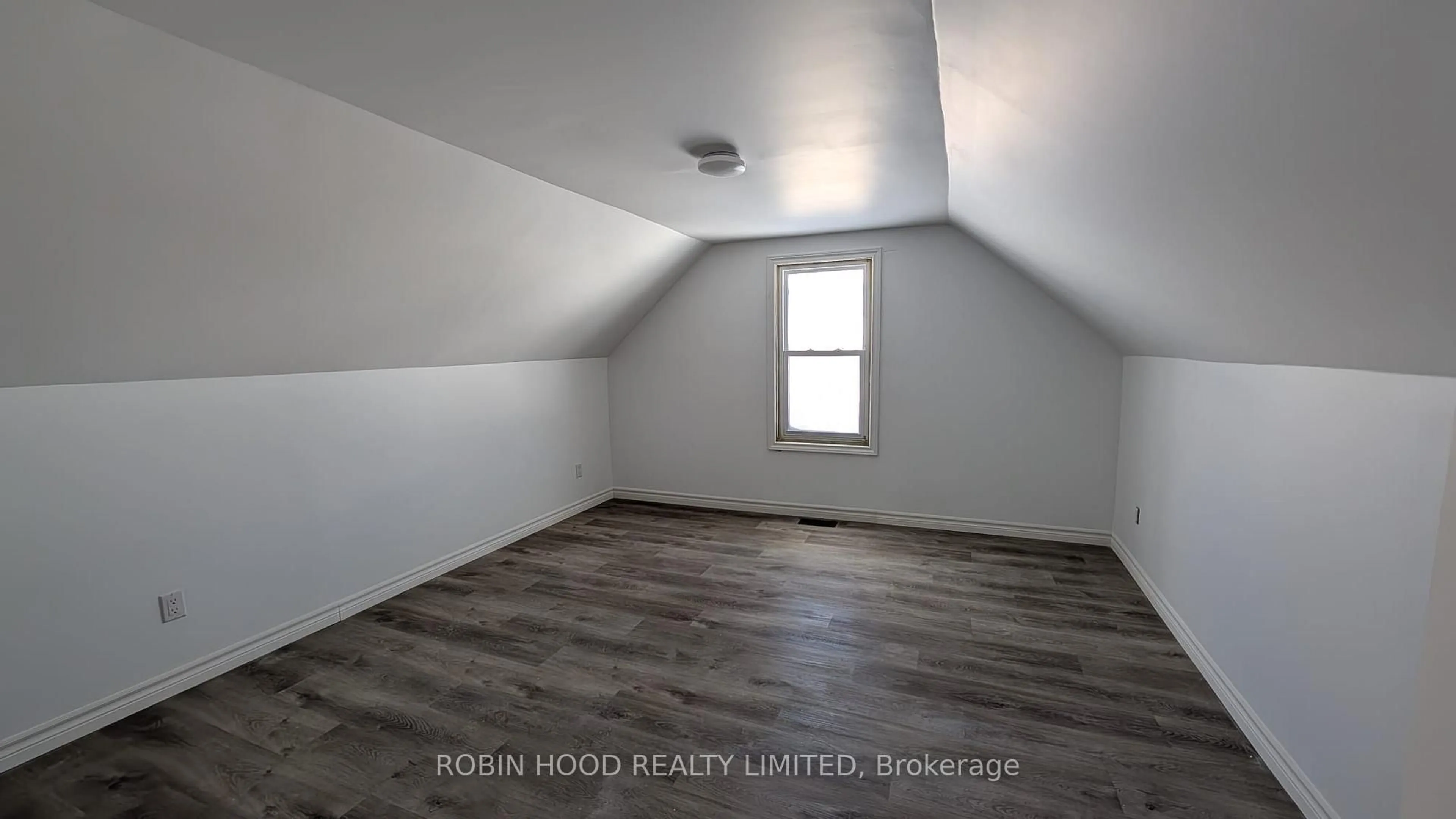 A pic of a room for 70 Prospect Ave, Kirkland Lake Ontario P2N 2W5