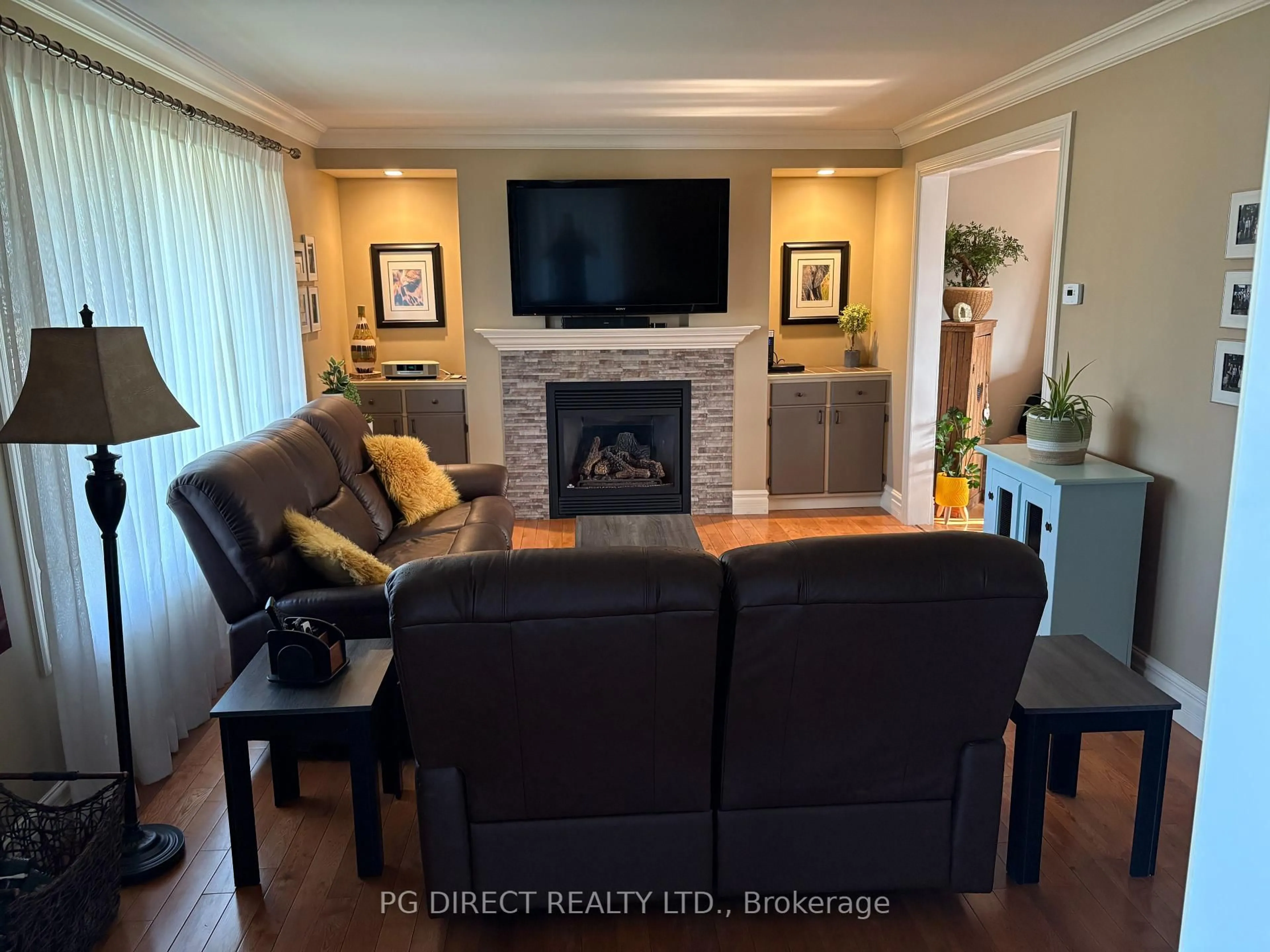 Living room with furniture, unknown for 226 Laurette St, Temiskaming Shores Ontario P0J 1P0