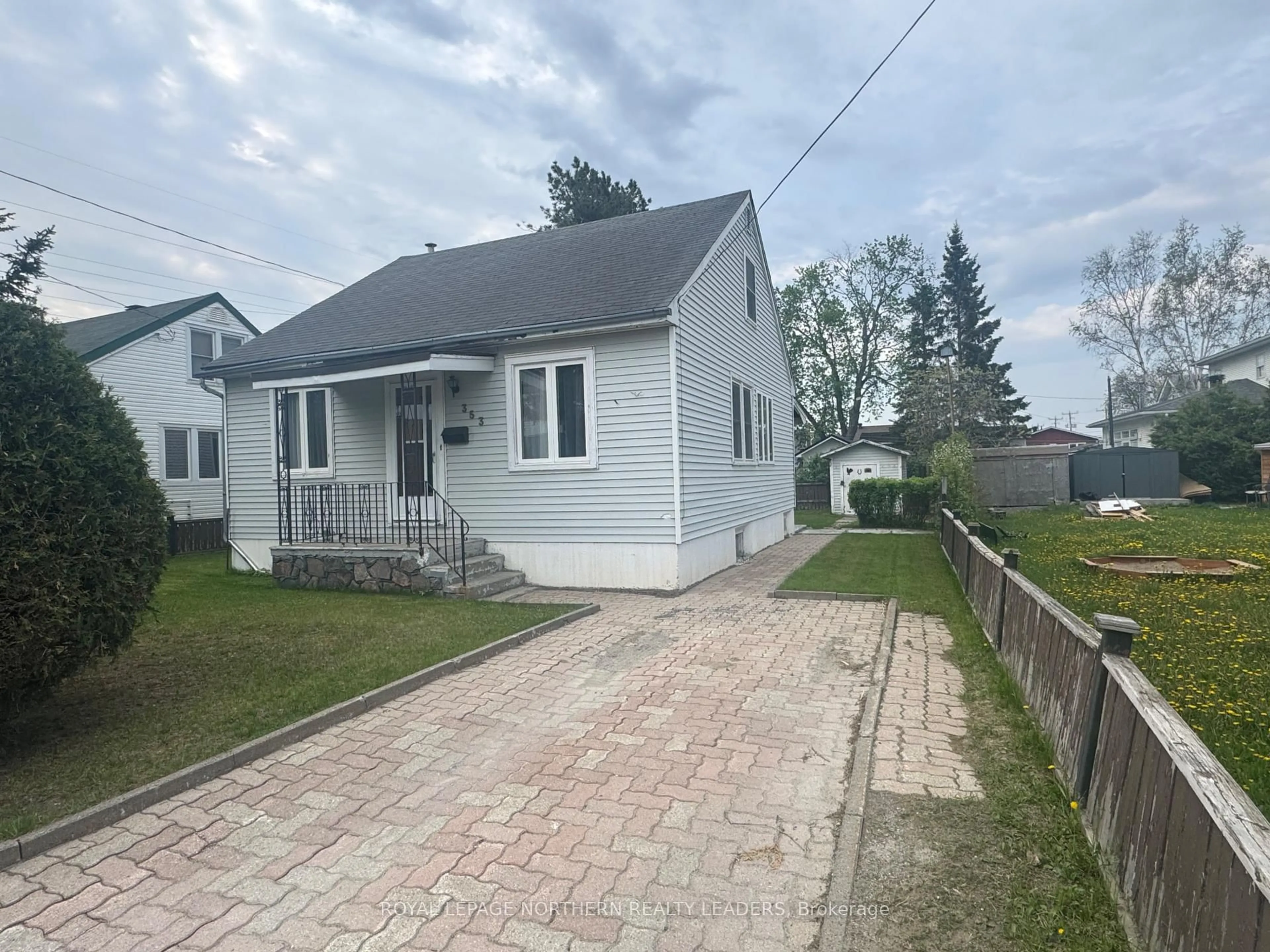 A pic from outside/outdoor area/front of a property/back of a property/a pic from drone, street for 353 Dale Ave, Timmins Ontario P4N 1M8