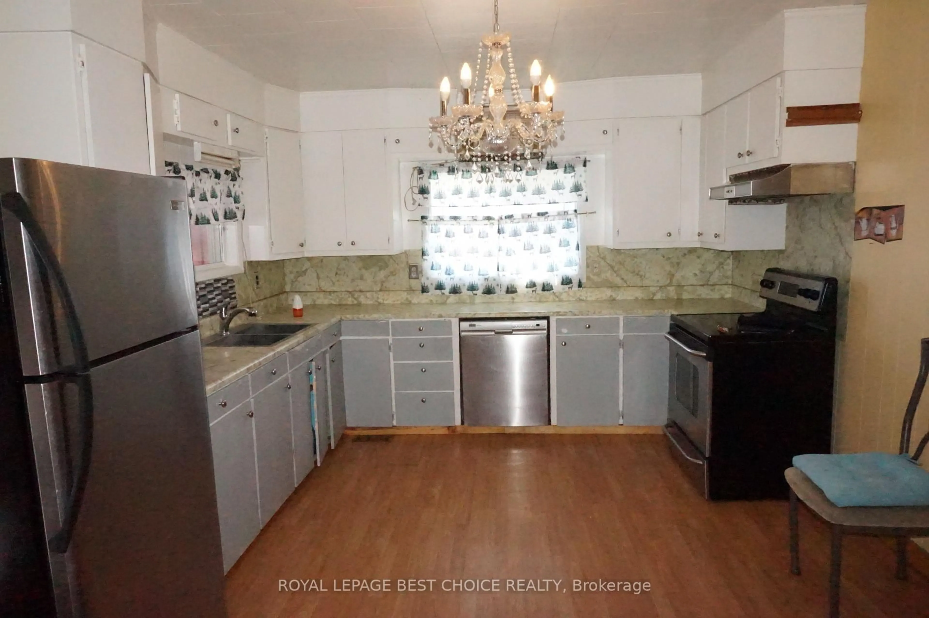 Open concept kitchen, ceramic/tile floor for 61 Silver St, Cobalt Ontario P0J 1C0