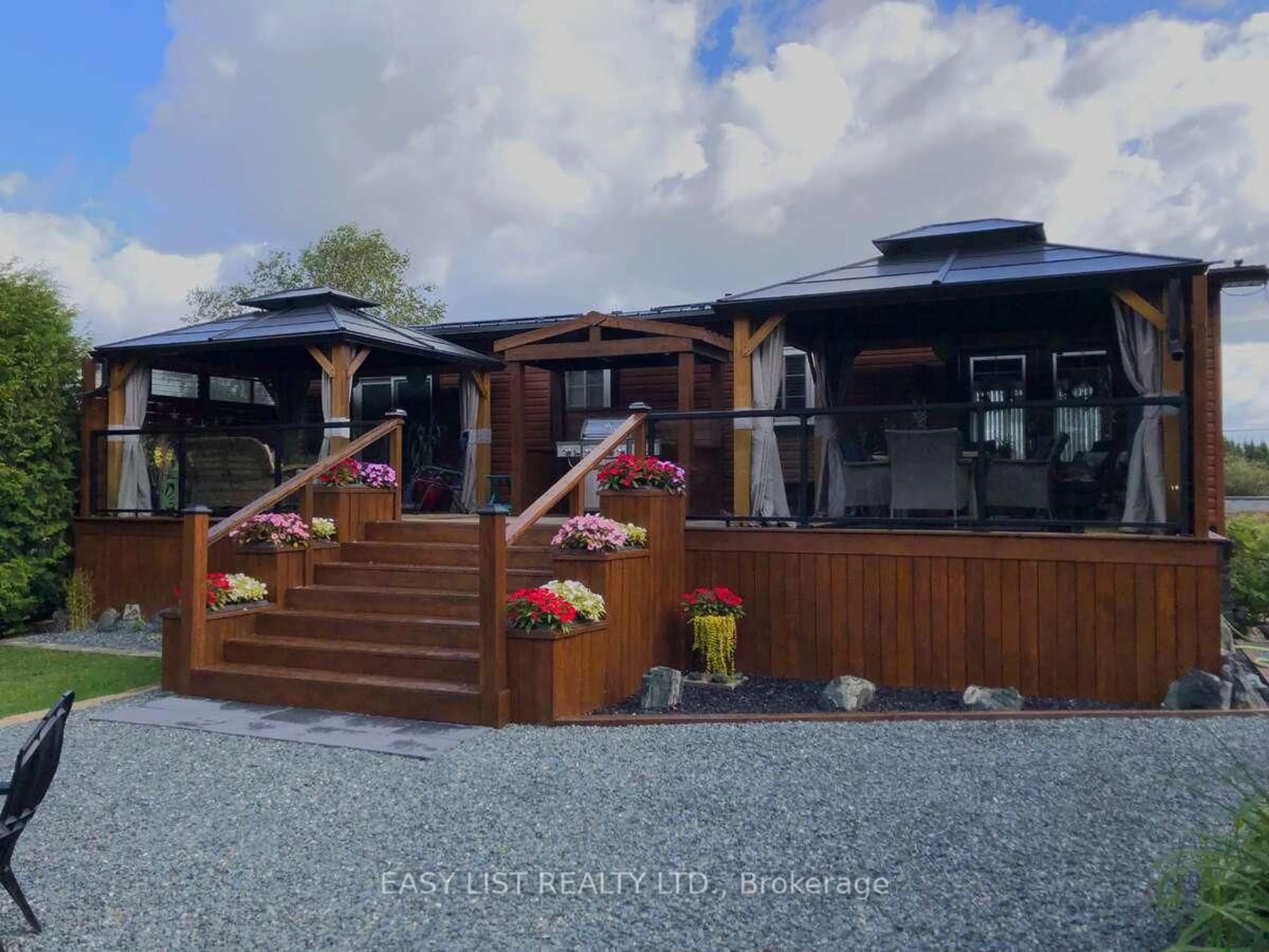 A pic from outside/outdoor area/front of a property/back of a property/a pic from drone, unknown for 502 Principale St, Black River Matheson Ontario P0K 1W0