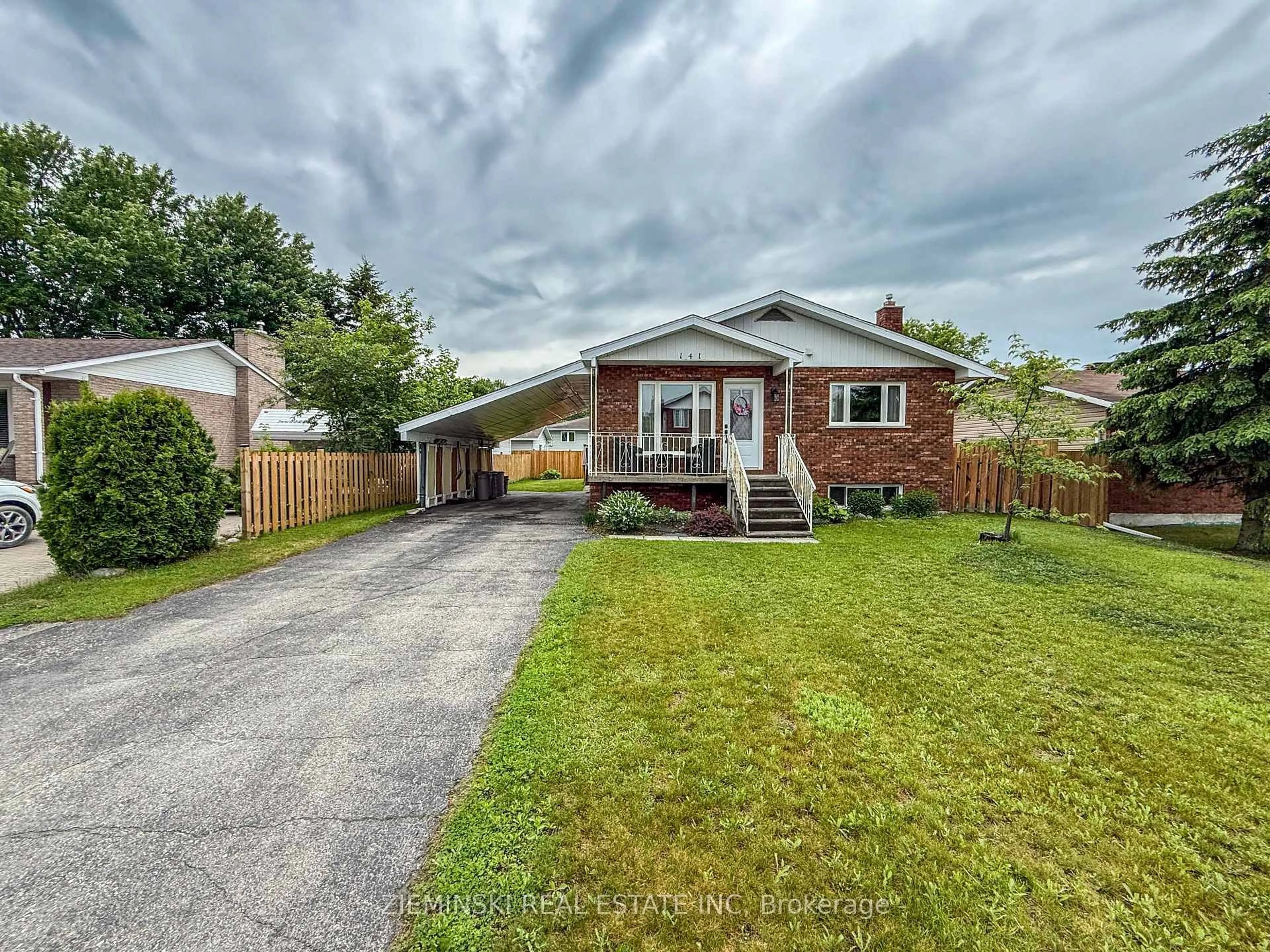 A pic from outside/outdoor area/front of a property/back of a property/a pic from drone, street for 141 Christine St, Timmins Ontario P4R 1H4