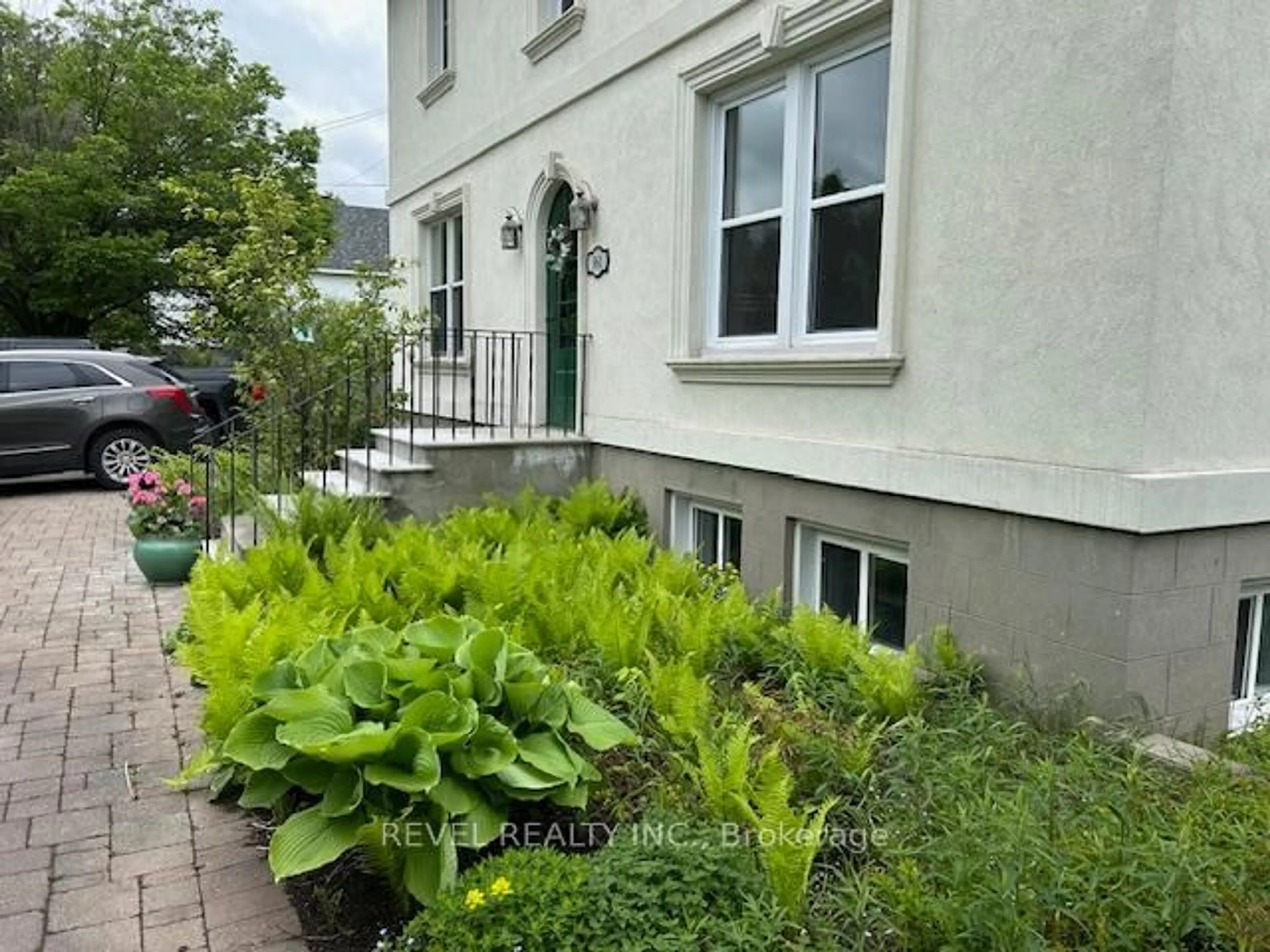 A pic from outside/outdoor area/front of a property/back of a property/a pic from drone, street for 361 Seventh Ave, Timmins Ontario P4N 5P9