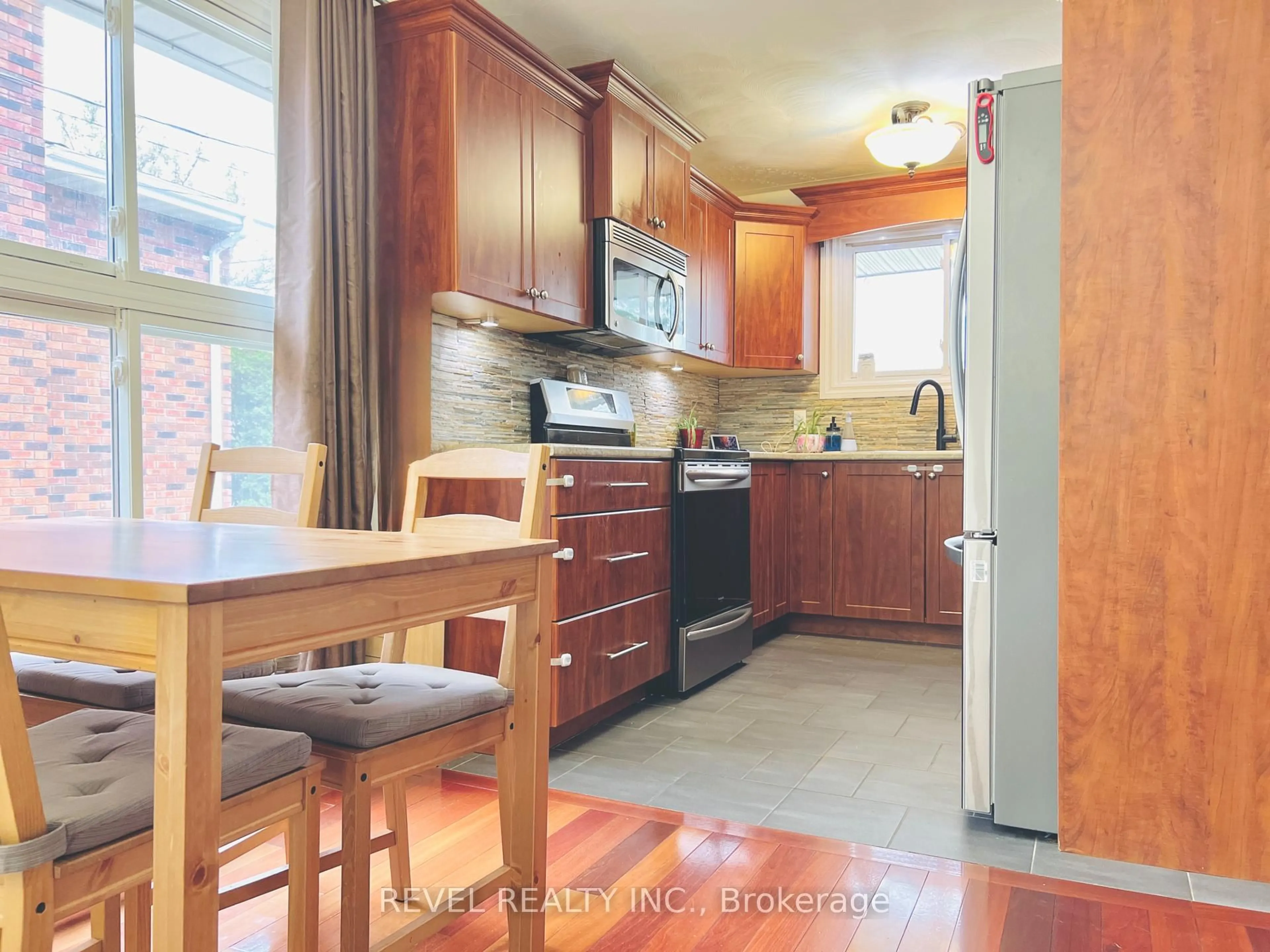 Standard kitchen, unknown for 106 Moneta Ave, Timmins Ontario P4N 7R6