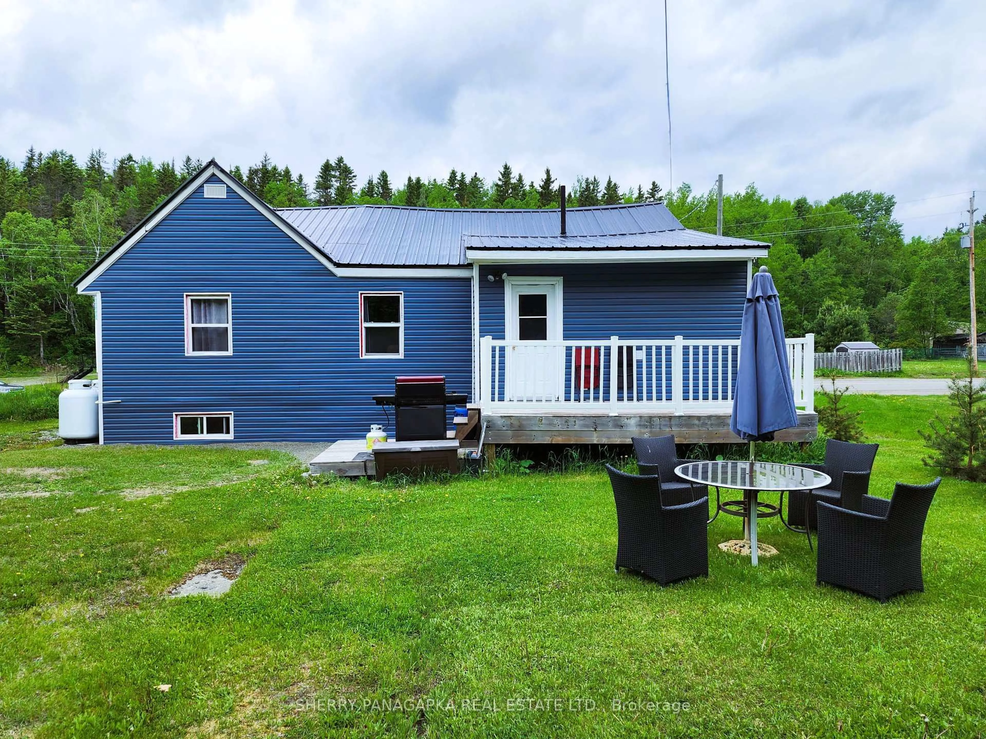 A pic from outside/outdoor area/front of a property/back of a property/a pic from drone, unknown for 25 & 29 Connell Ave, Kirkland Lake Ontario P0K 1X0