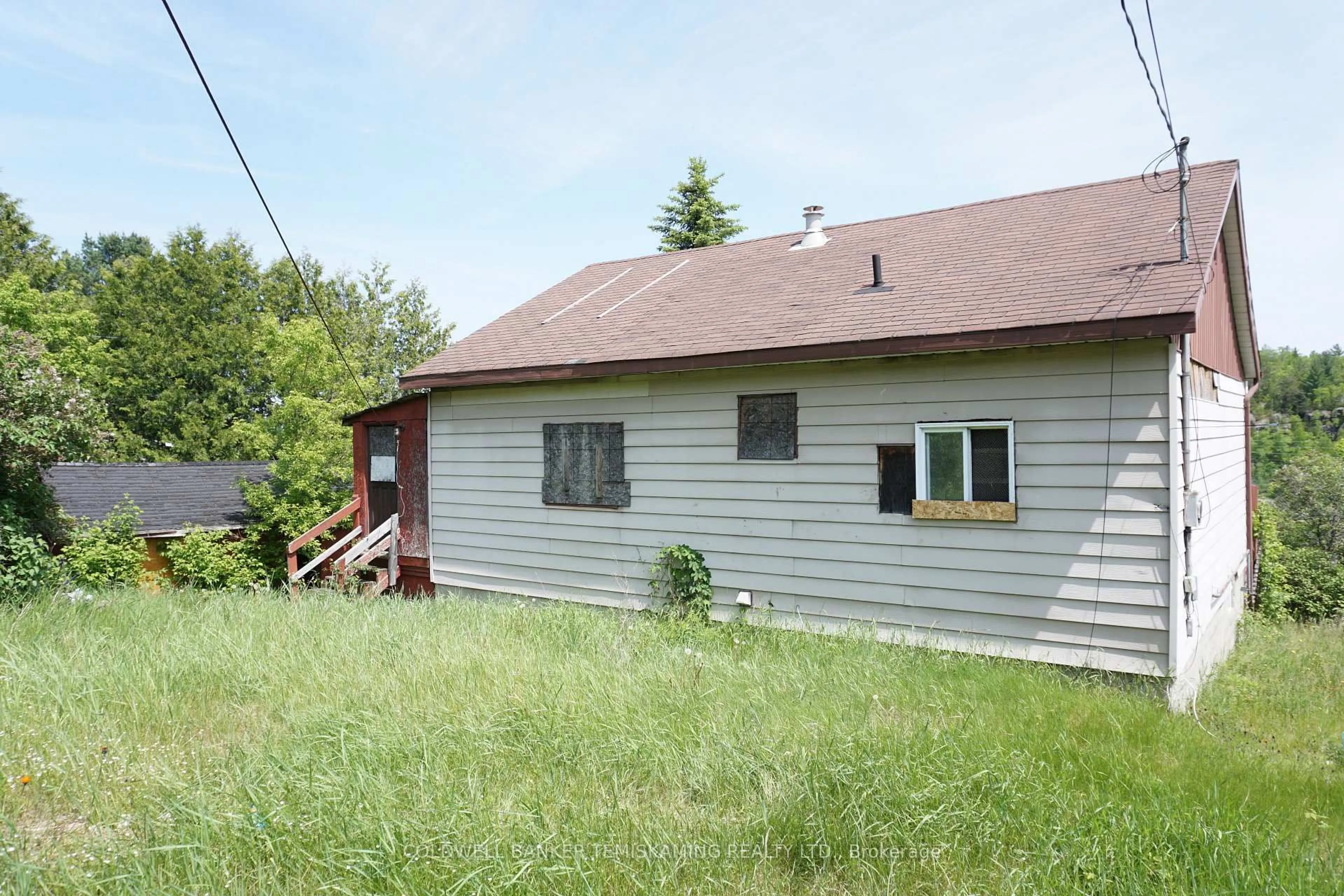 Unknown for 66 Russell St, Cobalt Ontario P0J 1C0