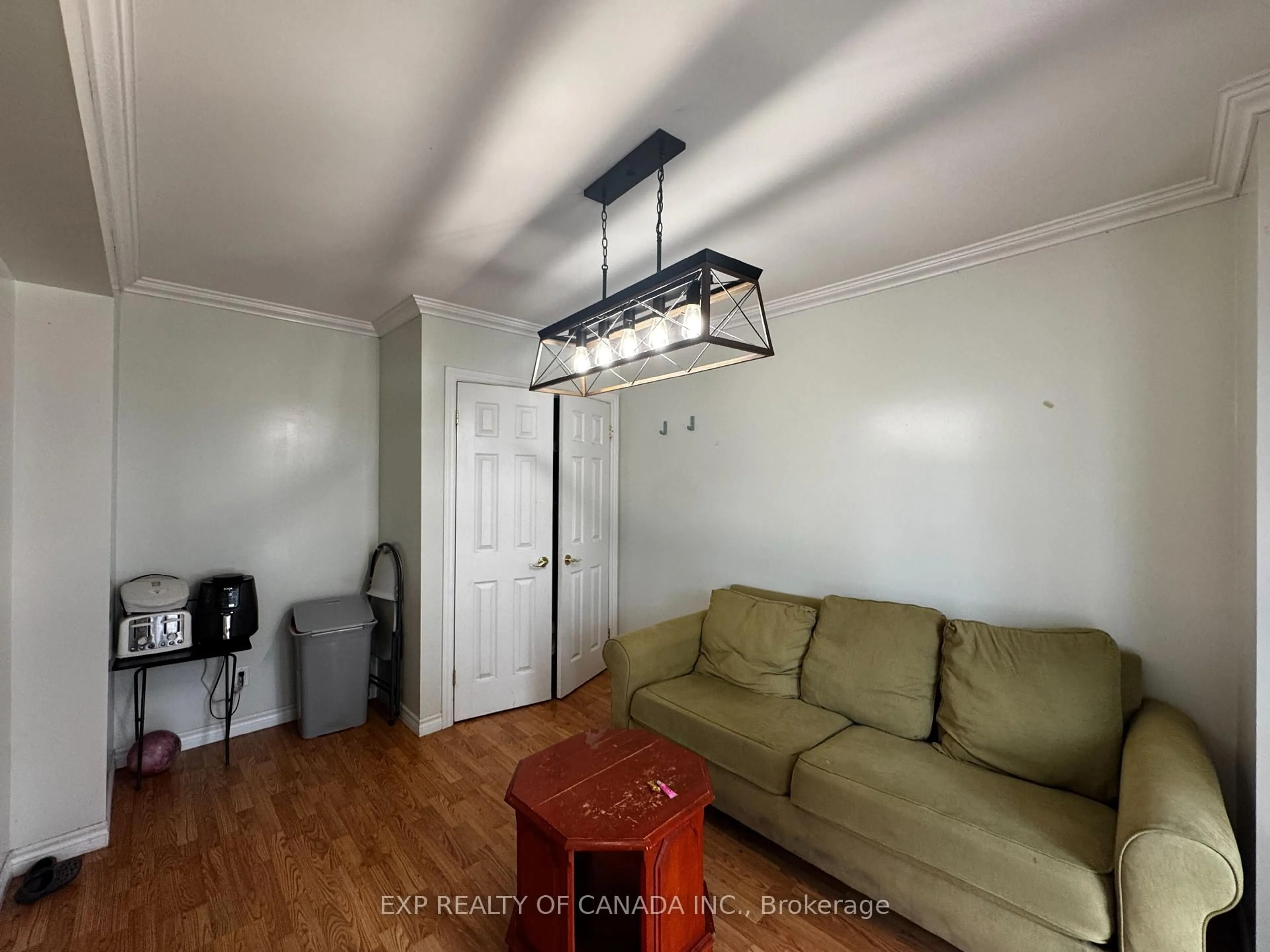 A pic of a room for 364 Cherry St, Timmins Ontario P4N 6W7