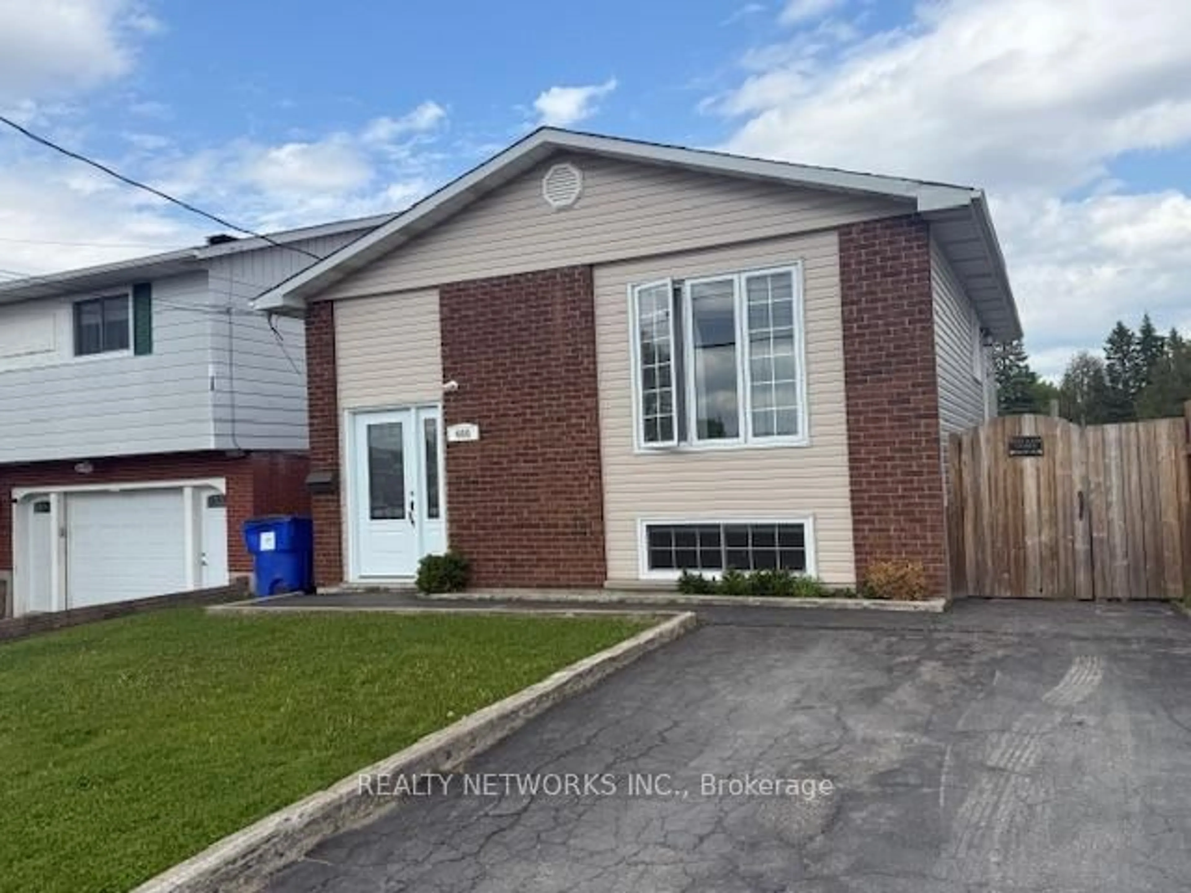 Unknown for 466 Melrose Blvd, Timmins Ontario P4N 5H4