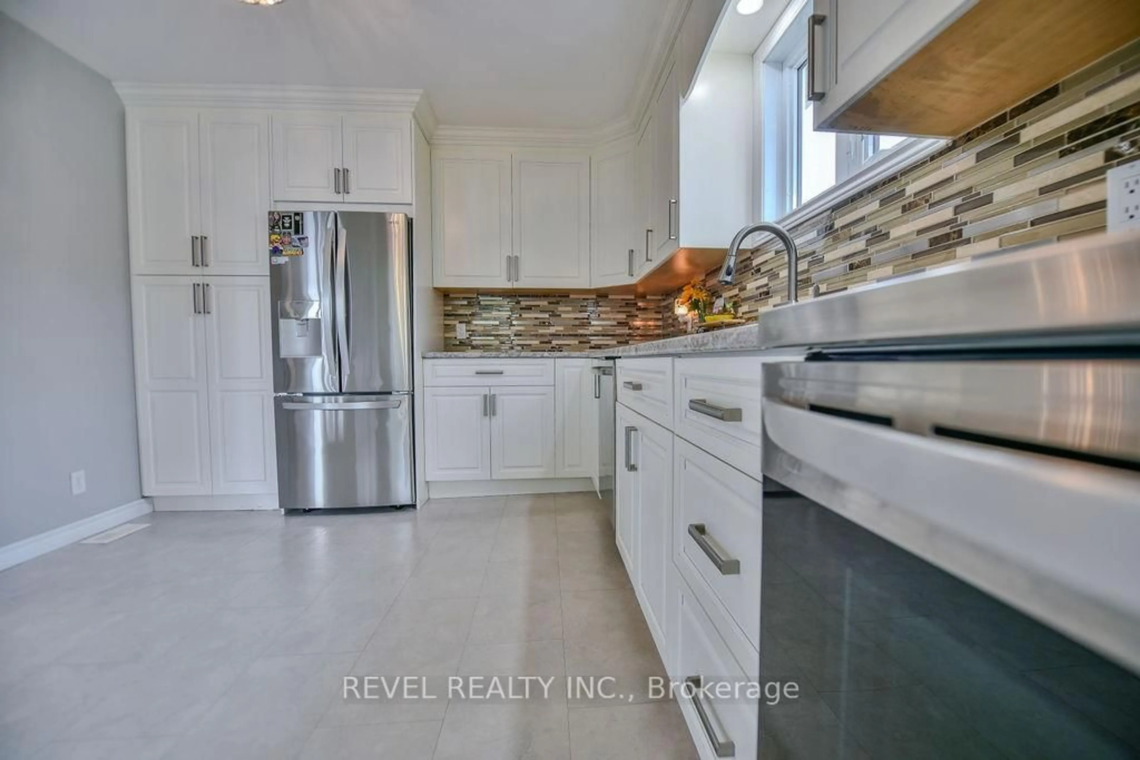 Contemporary kitchen, ceramic/tile floor for 45 Jade Ave, Timmins Ontario P4N 4M3