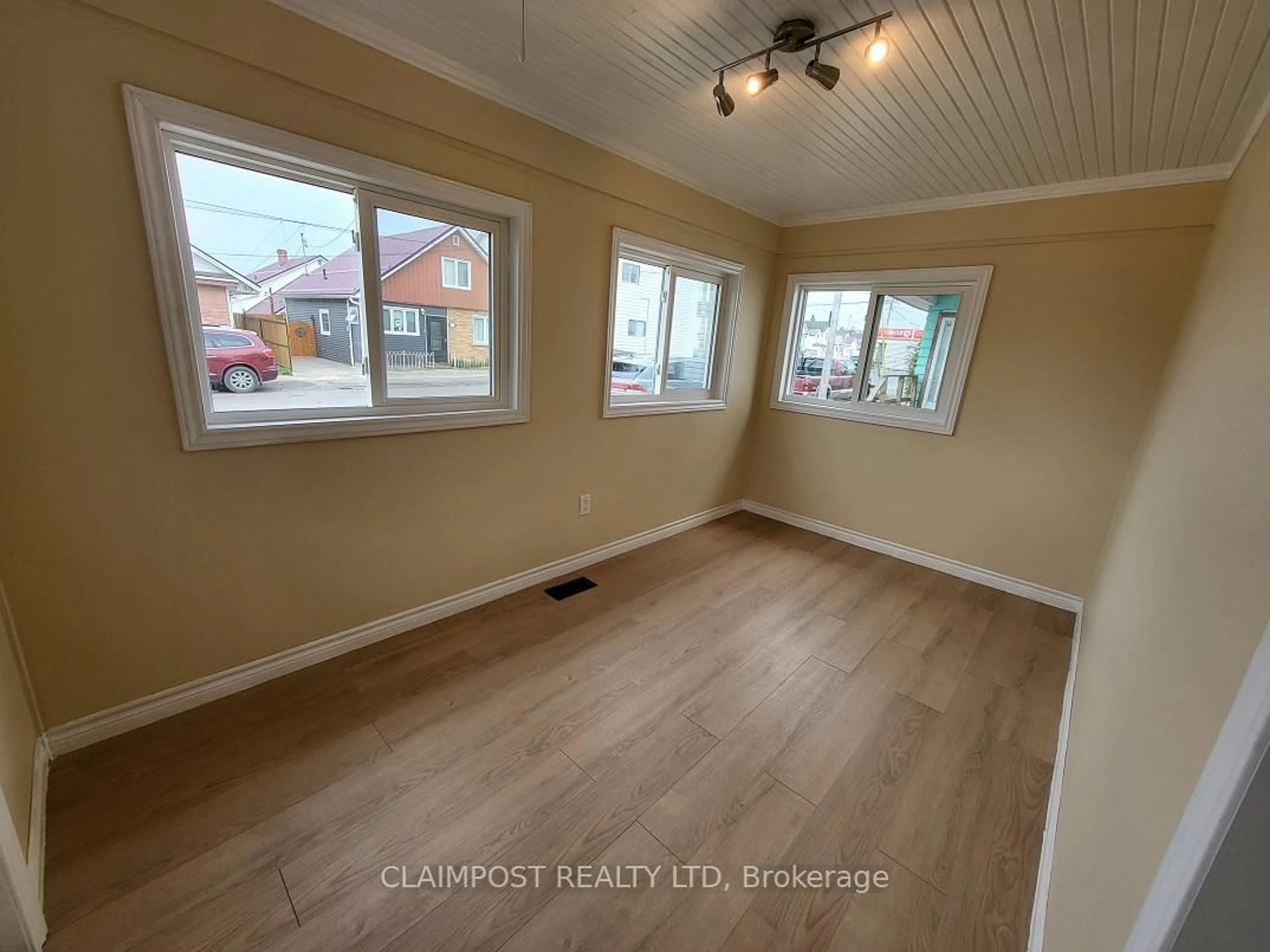 A pic of a room for 54 Dwyer Ave, Timmins Ontario P0N 1G0