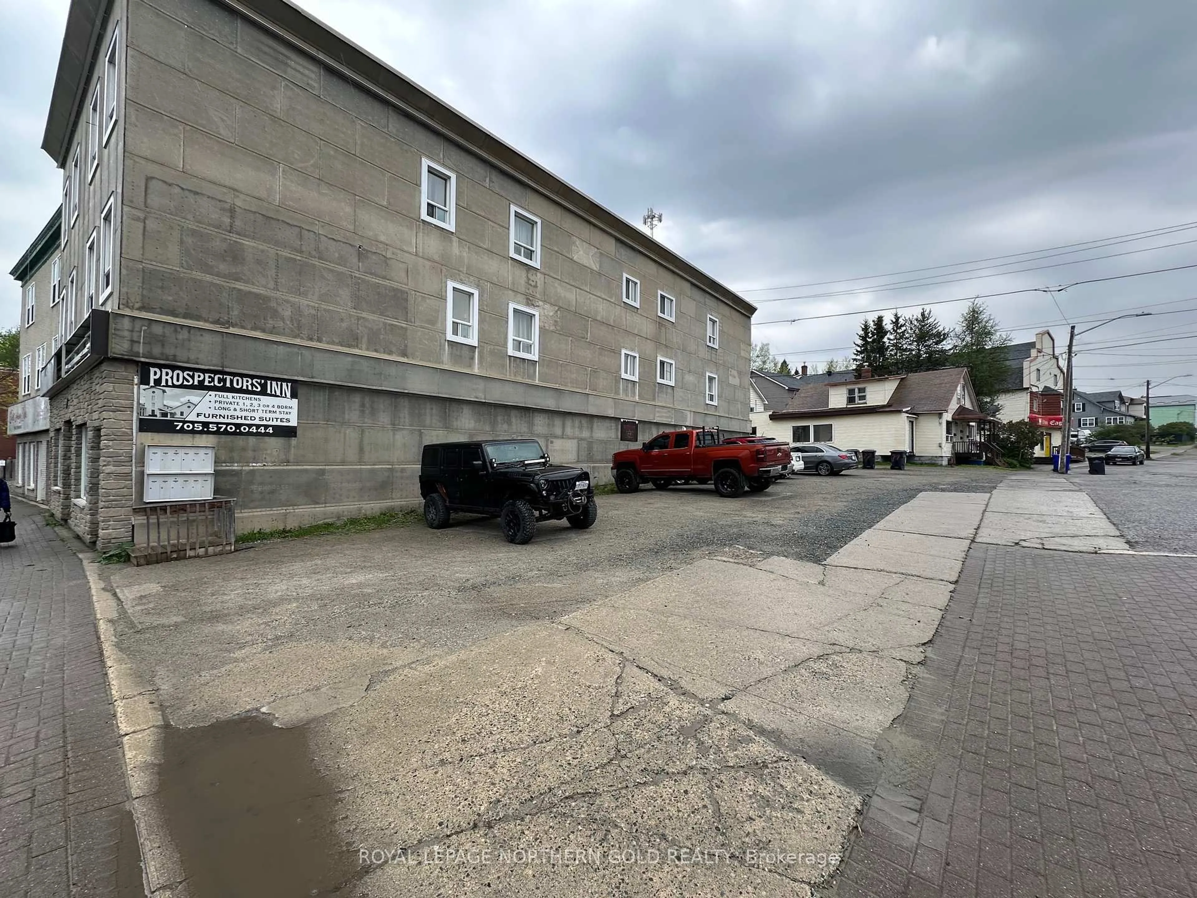 Parking for 77 Government Rd, Kirkland Lake Ontario P2N 2E6