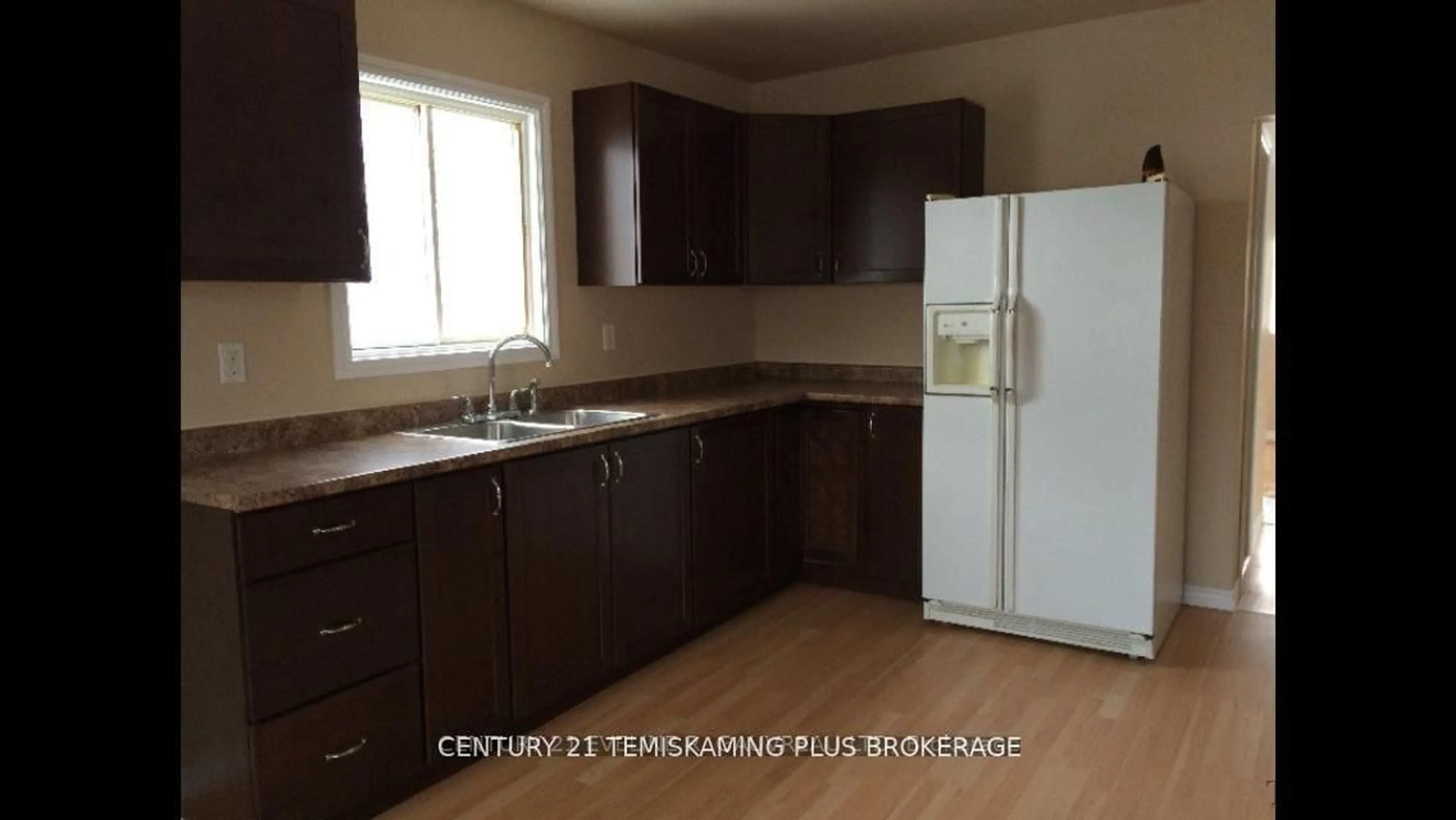Standard kitchen, ceramic/tile floor for 283 MERIDIAN Ave, Temiskaming Shores Ontario P0J 1K0