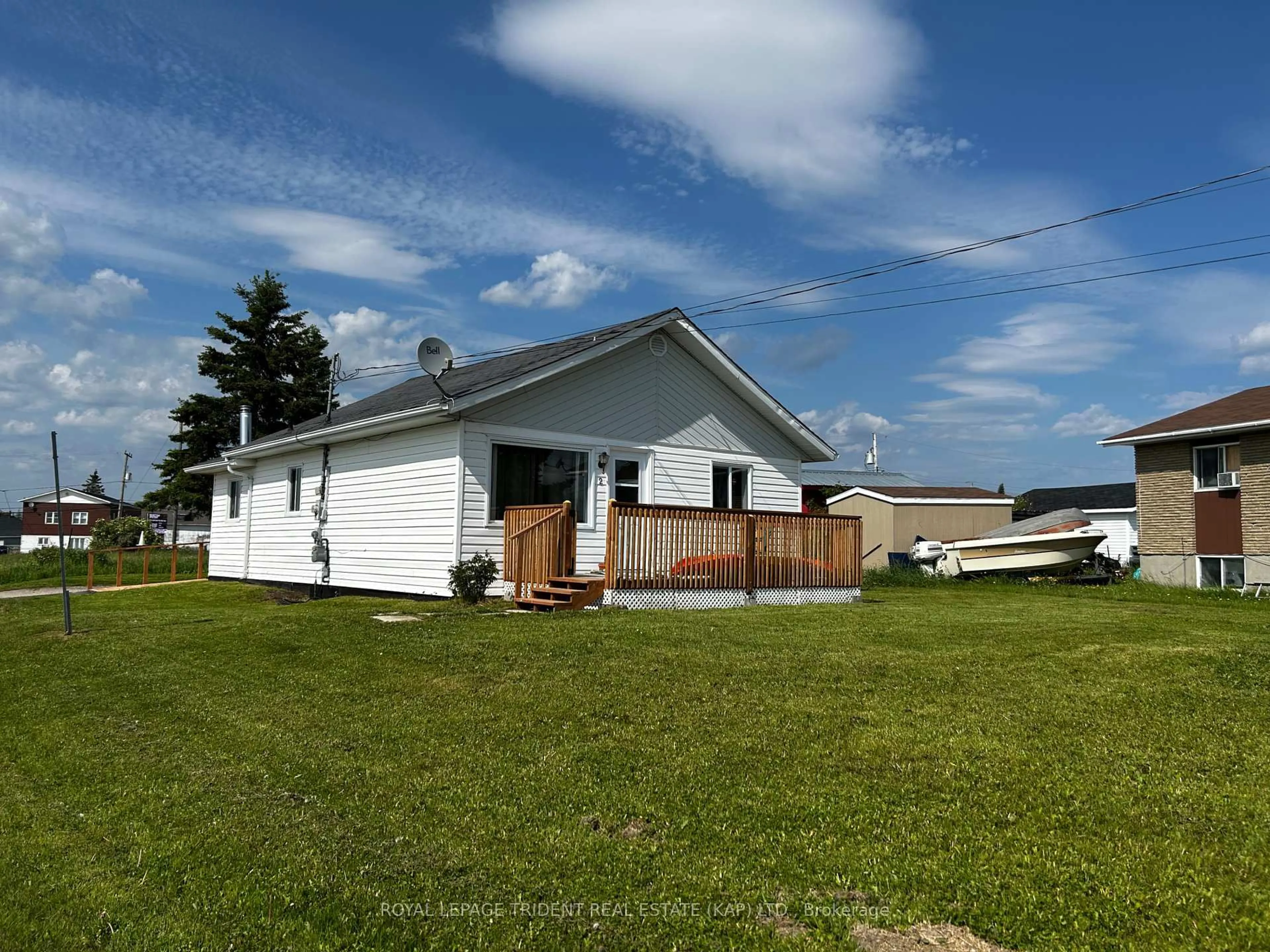 A pic from outside/outdoor area/front of a property/back of a property/a pic from drone, unknown for 2 ALBERT St, Kapuskasing Ontario P5N 2S9