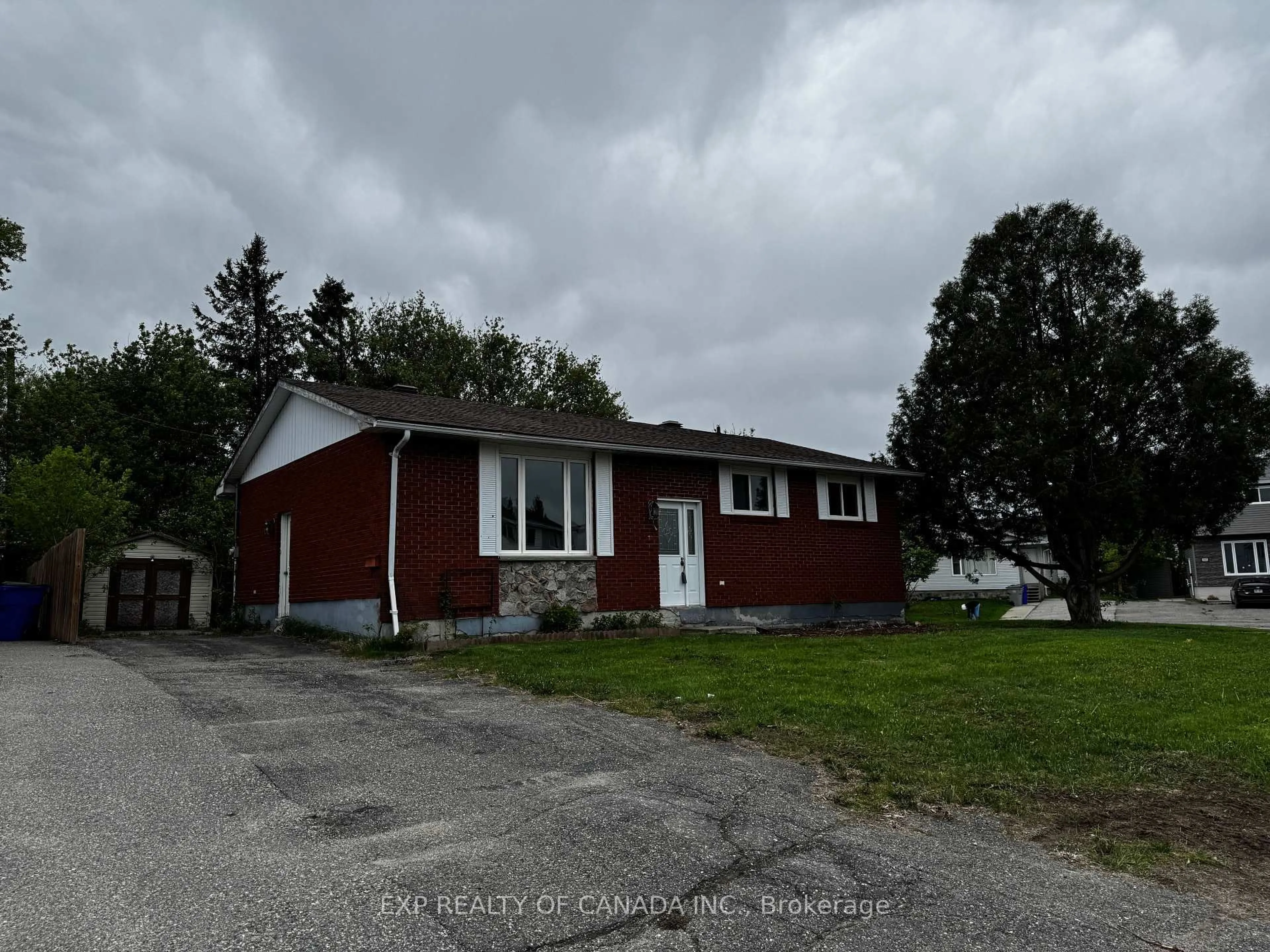 A pic from outside/outdoor area/front of a property/back of a property/a pic from drone, street for 280 Randall Dr, Timmins Ontario P4N 7V2