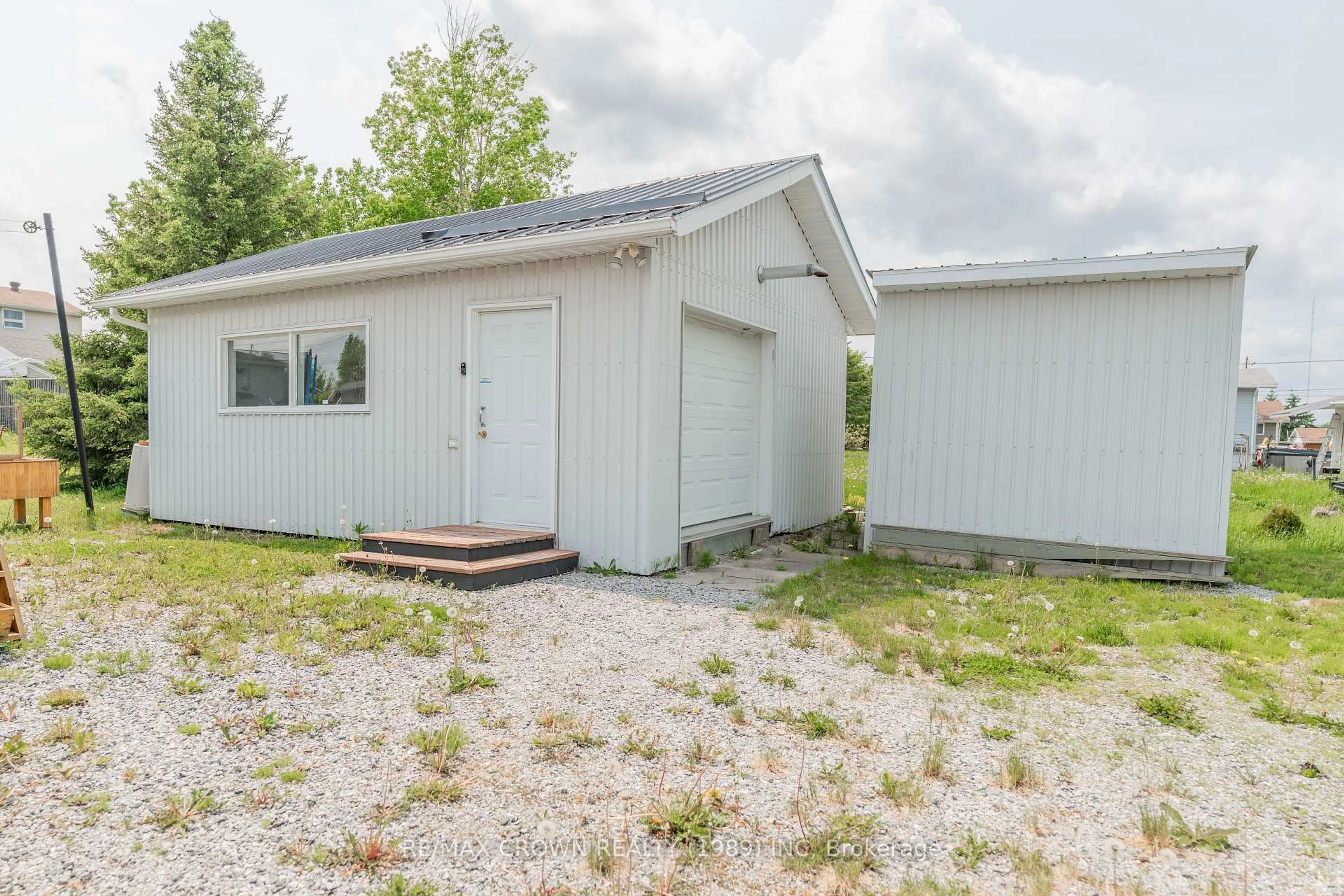 Shed for 6 Hill St, Kapuskasing Ontario P5N 2V6