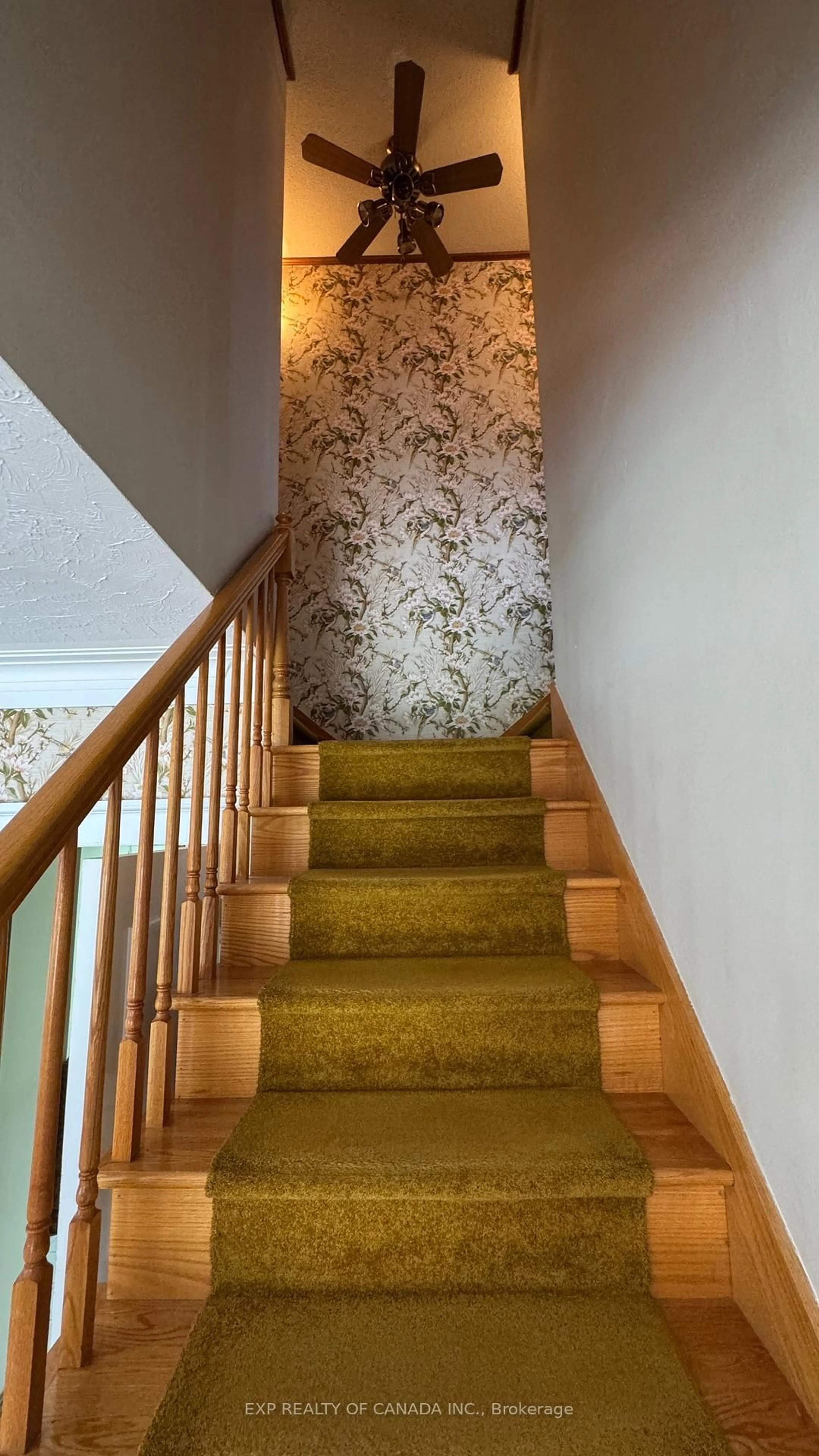Stairs for 367 Third Ave, Cochrane Ontario P0L 1C0